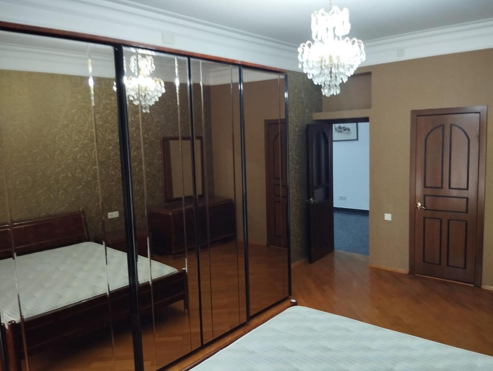 3 bedroom Apartment in Baku
