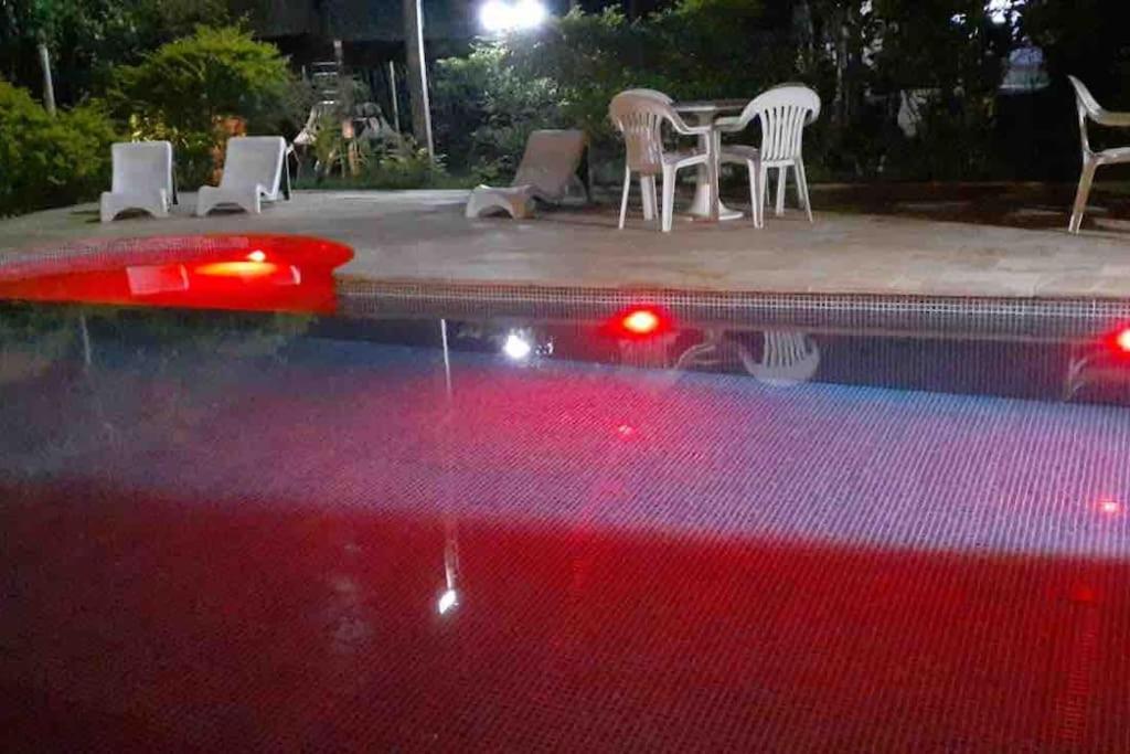 Condomínio encantador com piscina