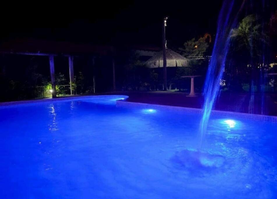 Condomínio encantador com piscina