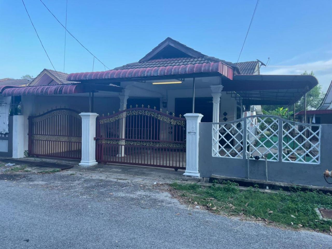 KAMELIA RESTHOUSE - GONG BADAk photo 5