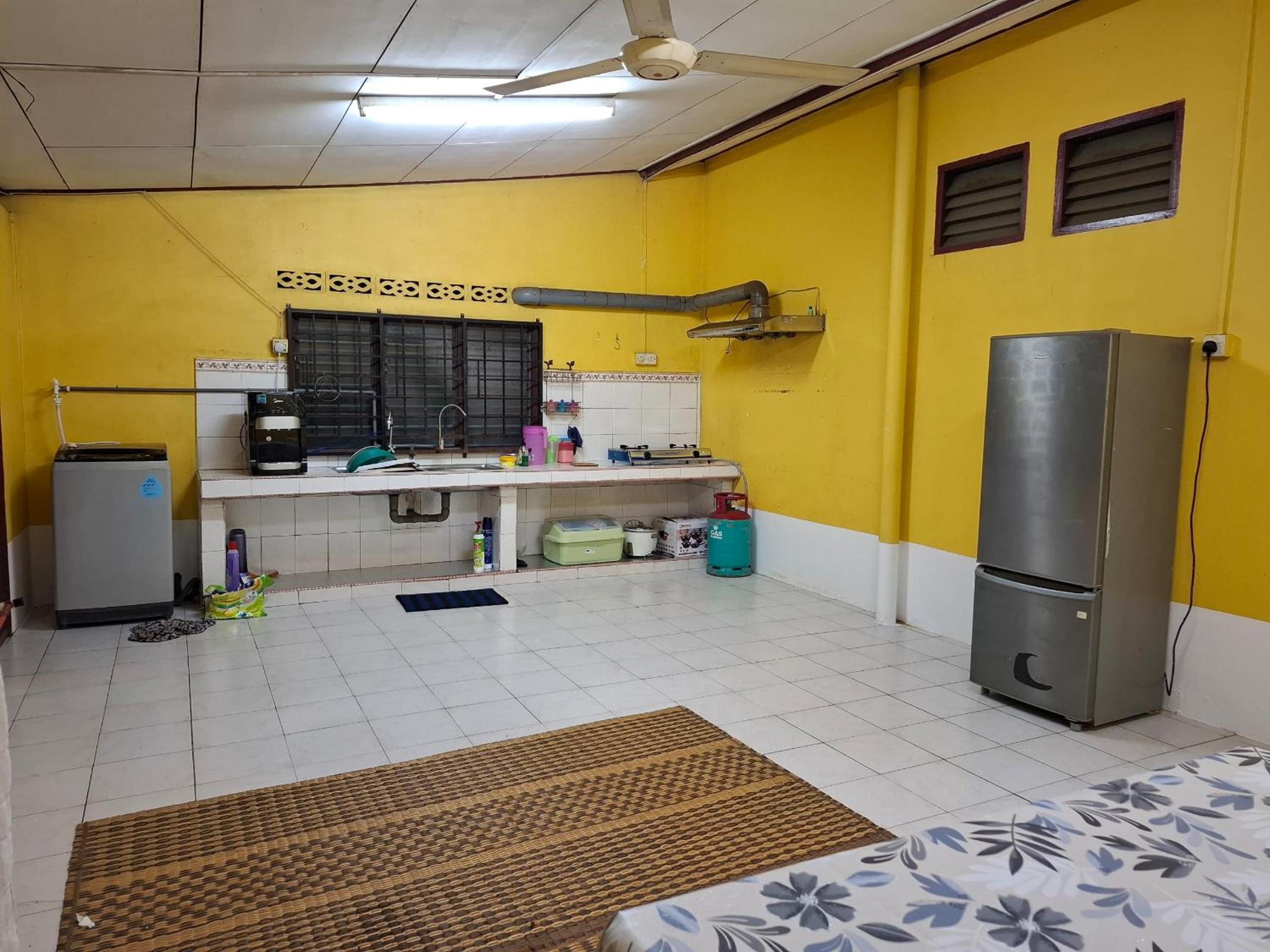 KAMELIA RESTHOUSE - GONG BADAk photo 6