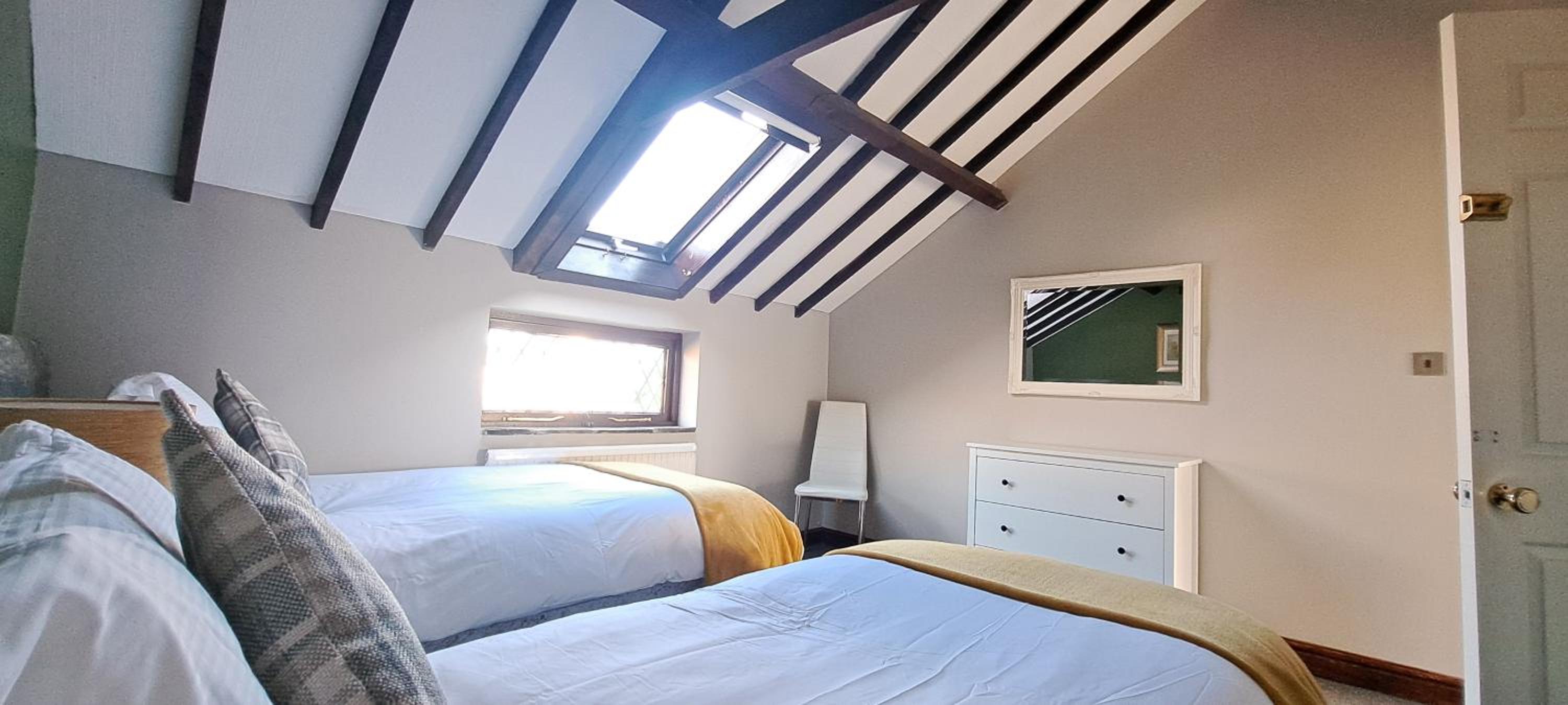 Massive 4 bed with countryside views in Peterborough