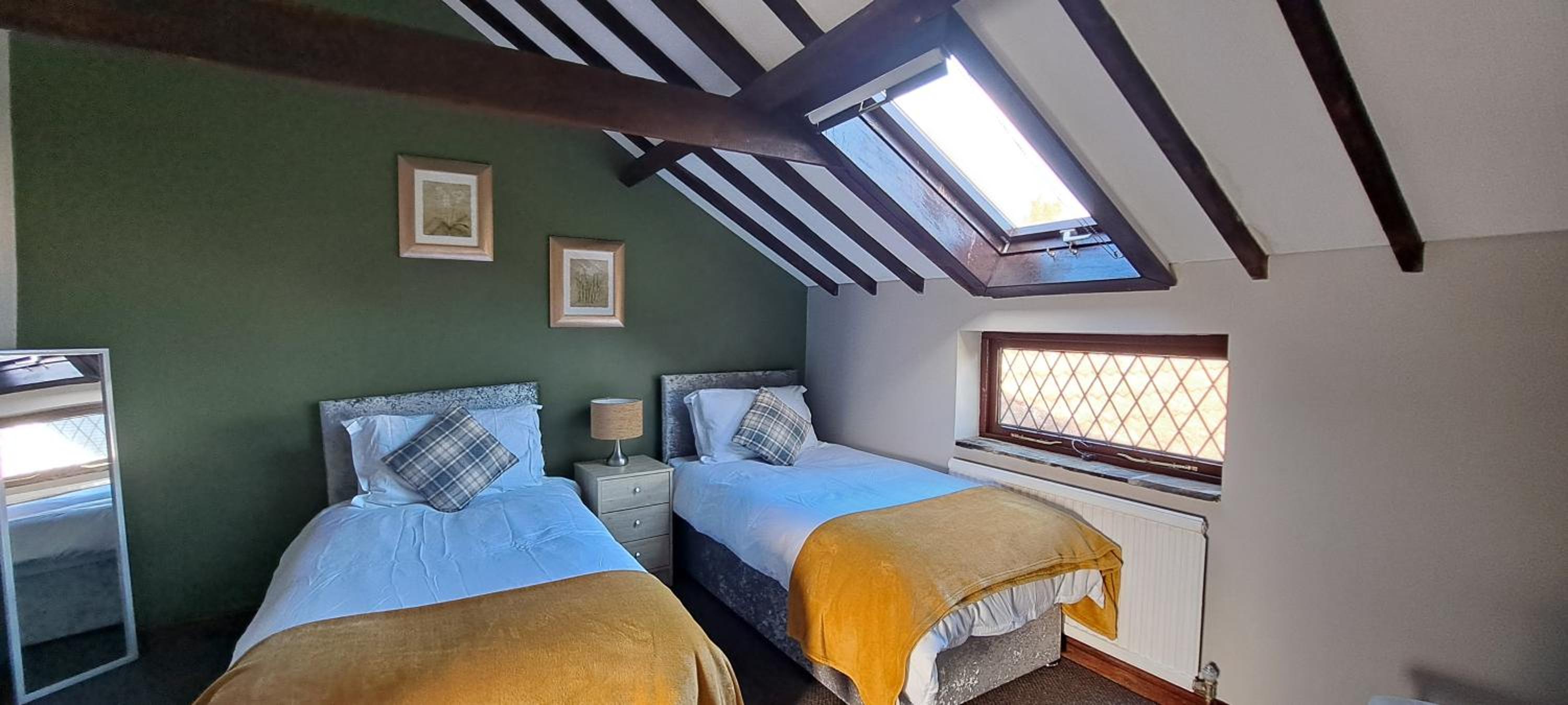 Massive 4 bed with countryside views in Peterborough