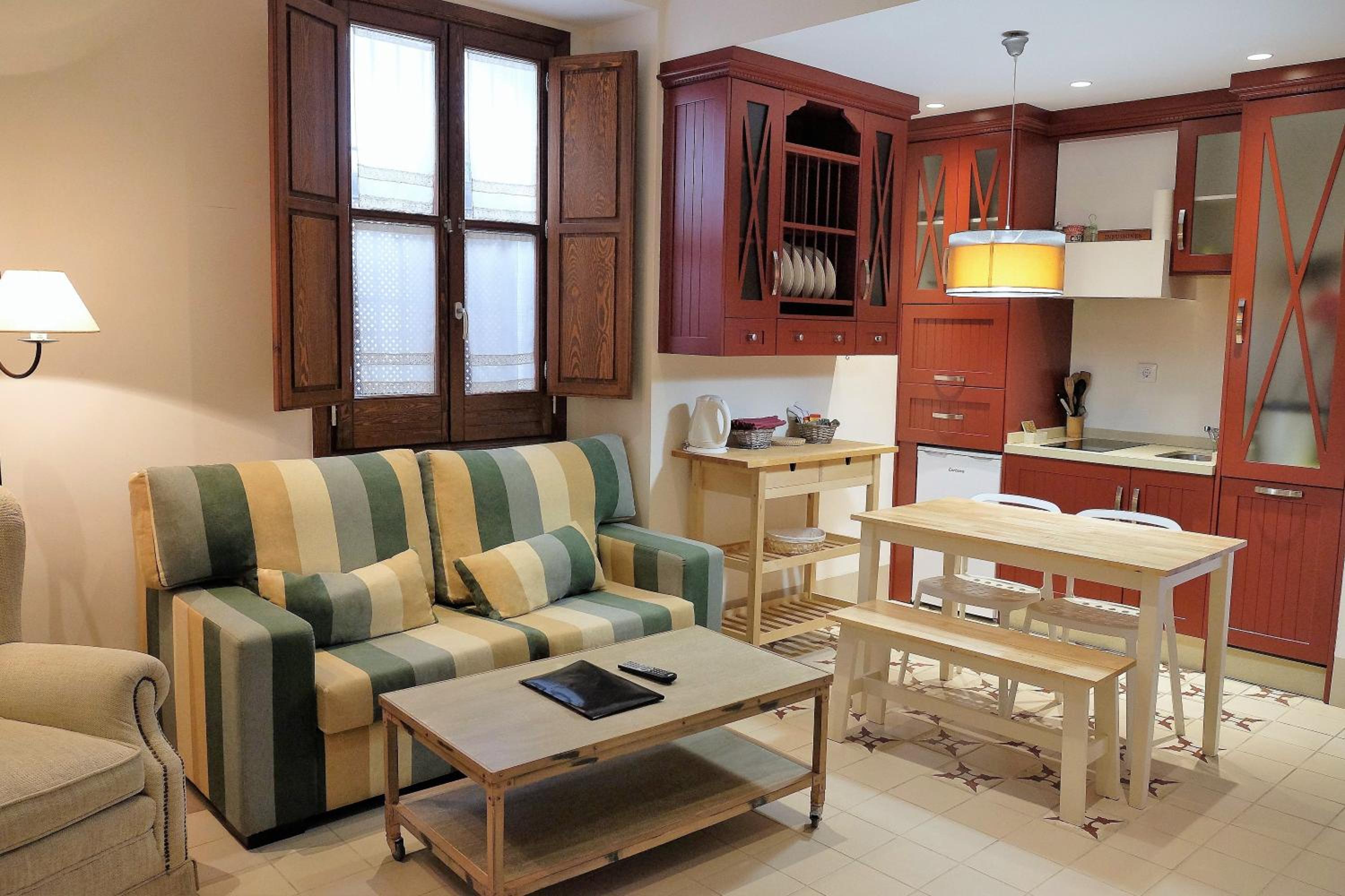 ApartaSuites Alberca Deluxe