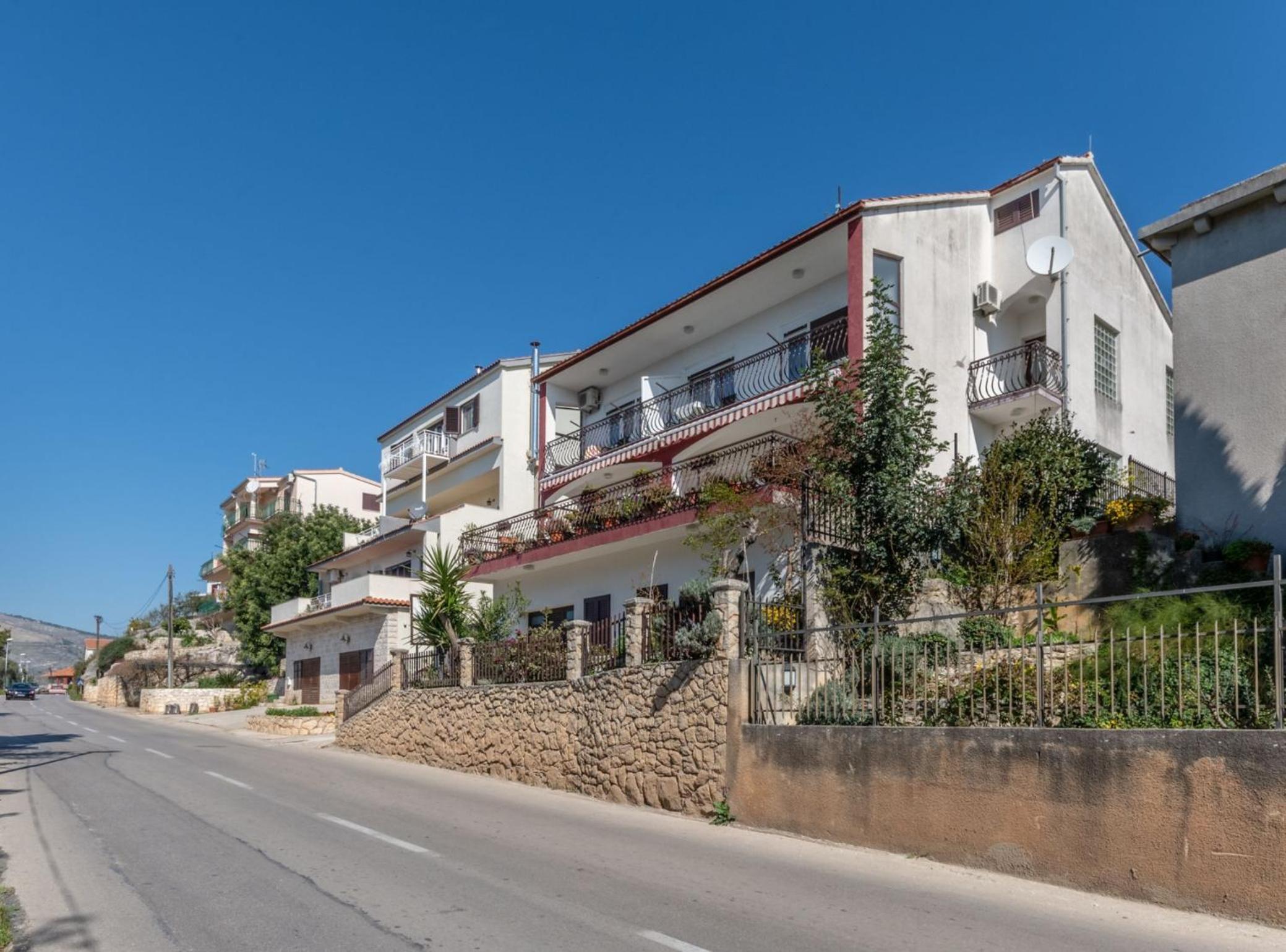 Charming Trogir Apartments with Balcony