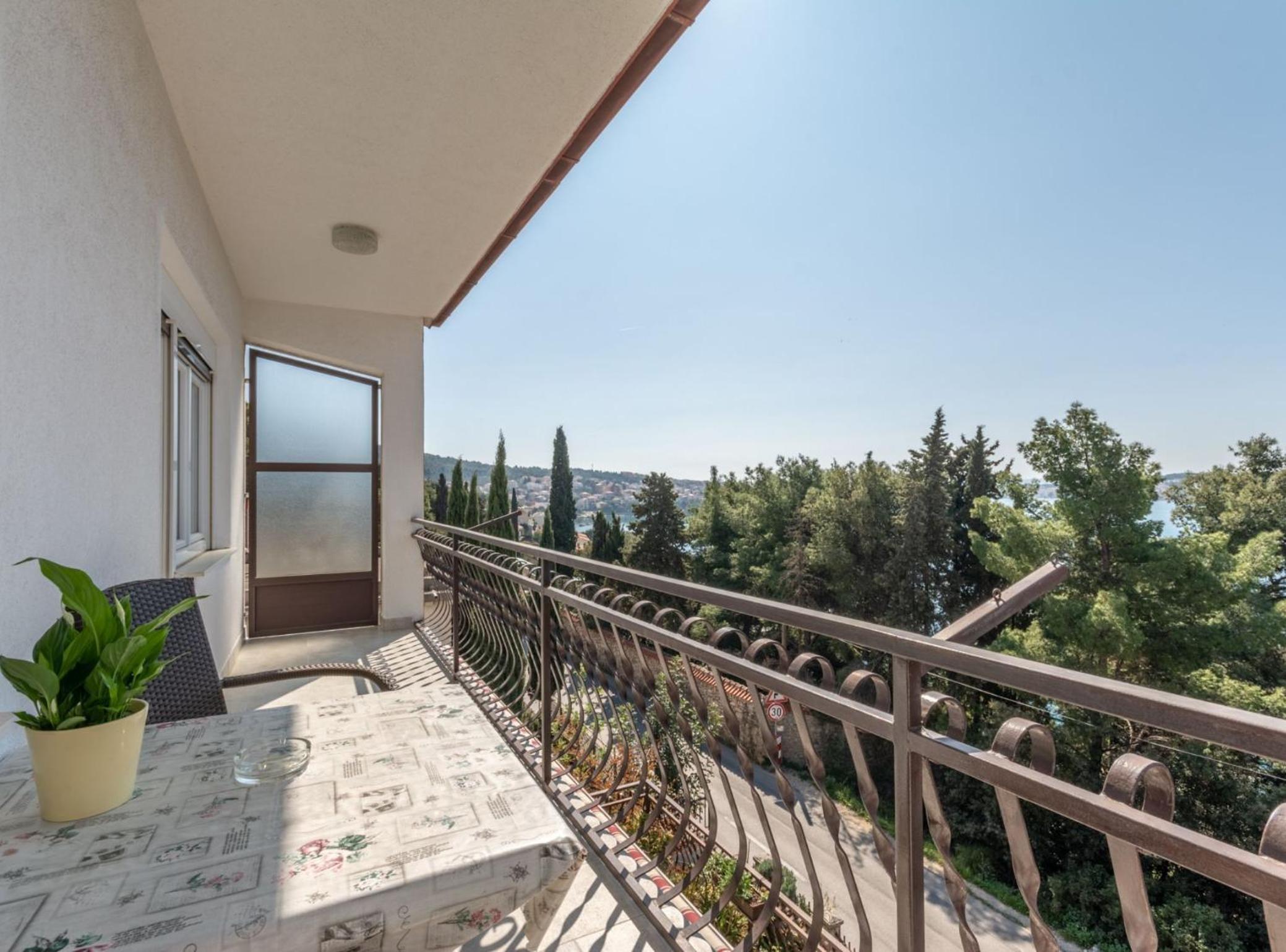 Charming Trogir Apartments with Balcony