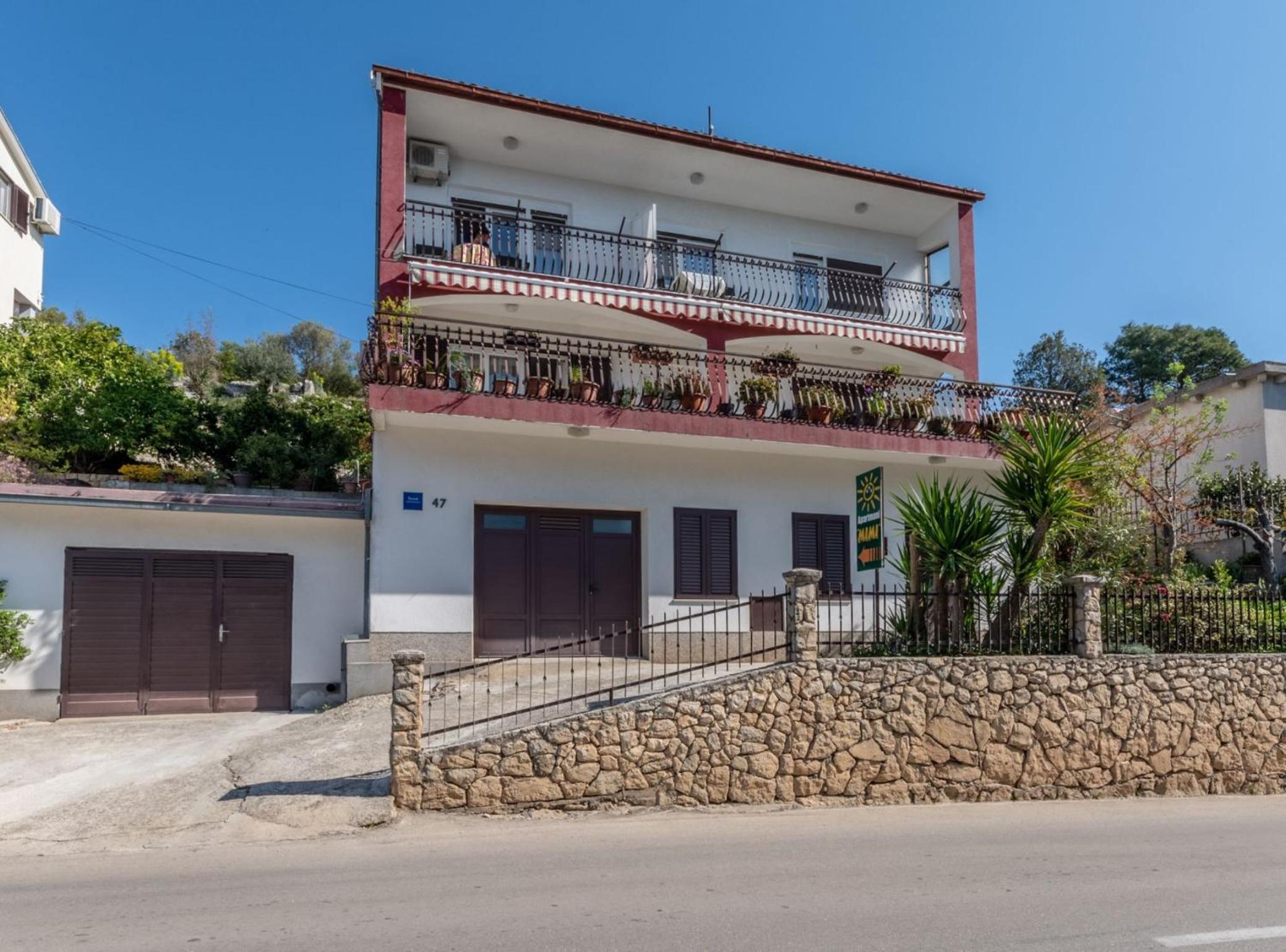 Charming Trogir Apartments with Balcony