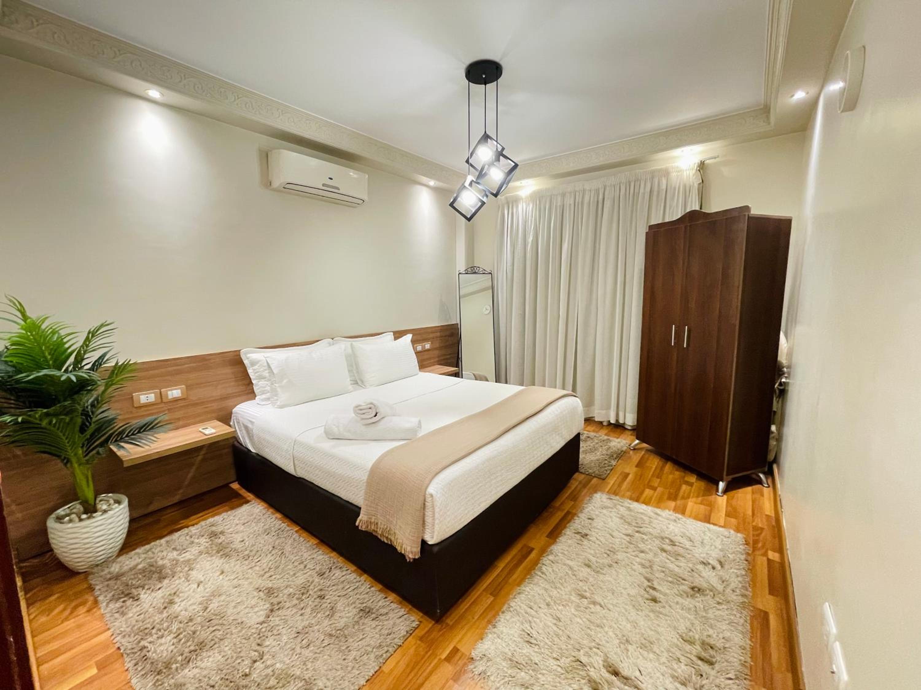Mokattem private Condo