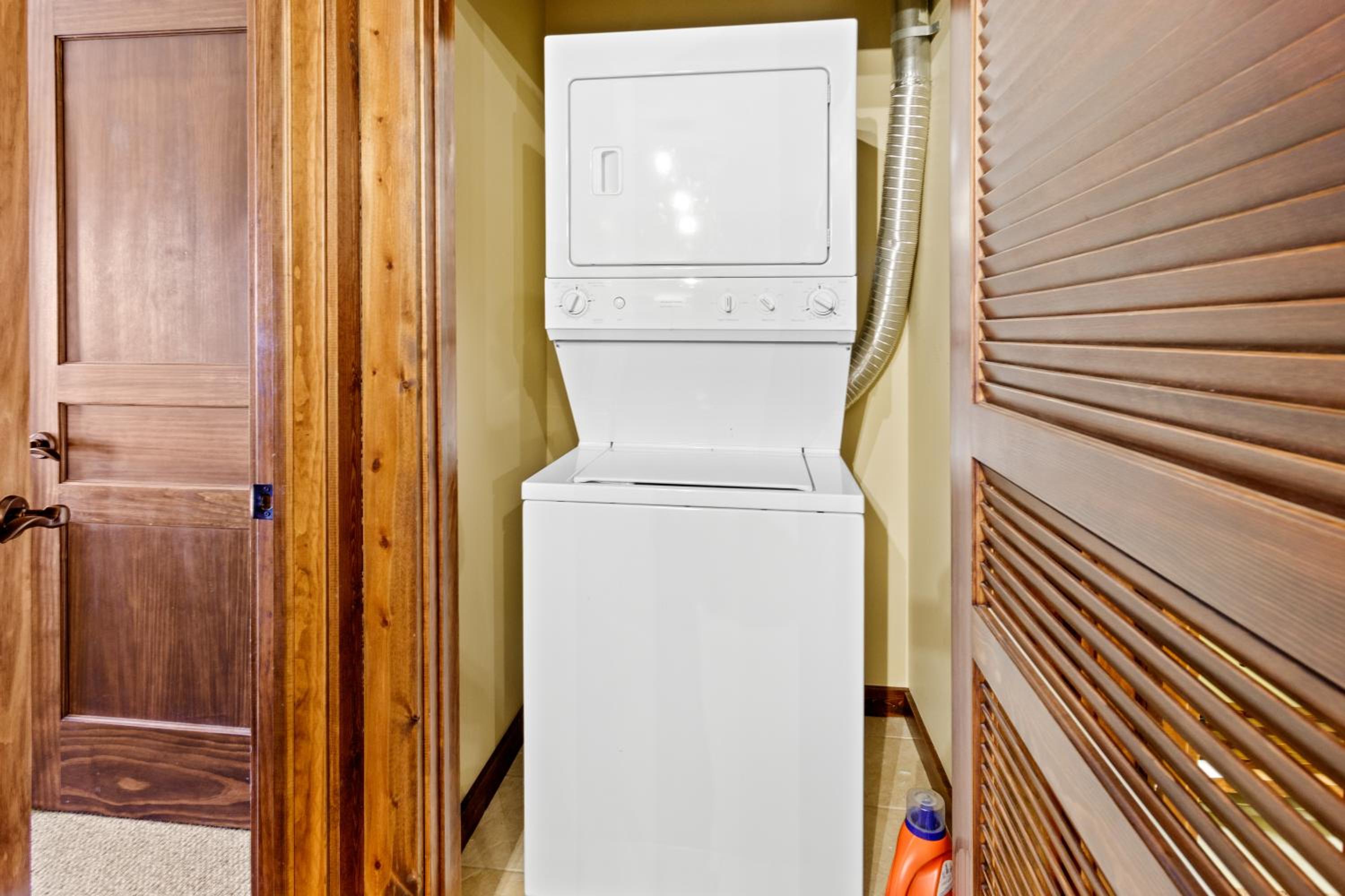 Soaring Eagle 303 Next To Slopes Underground Parking Hot Tubs Locker view 3