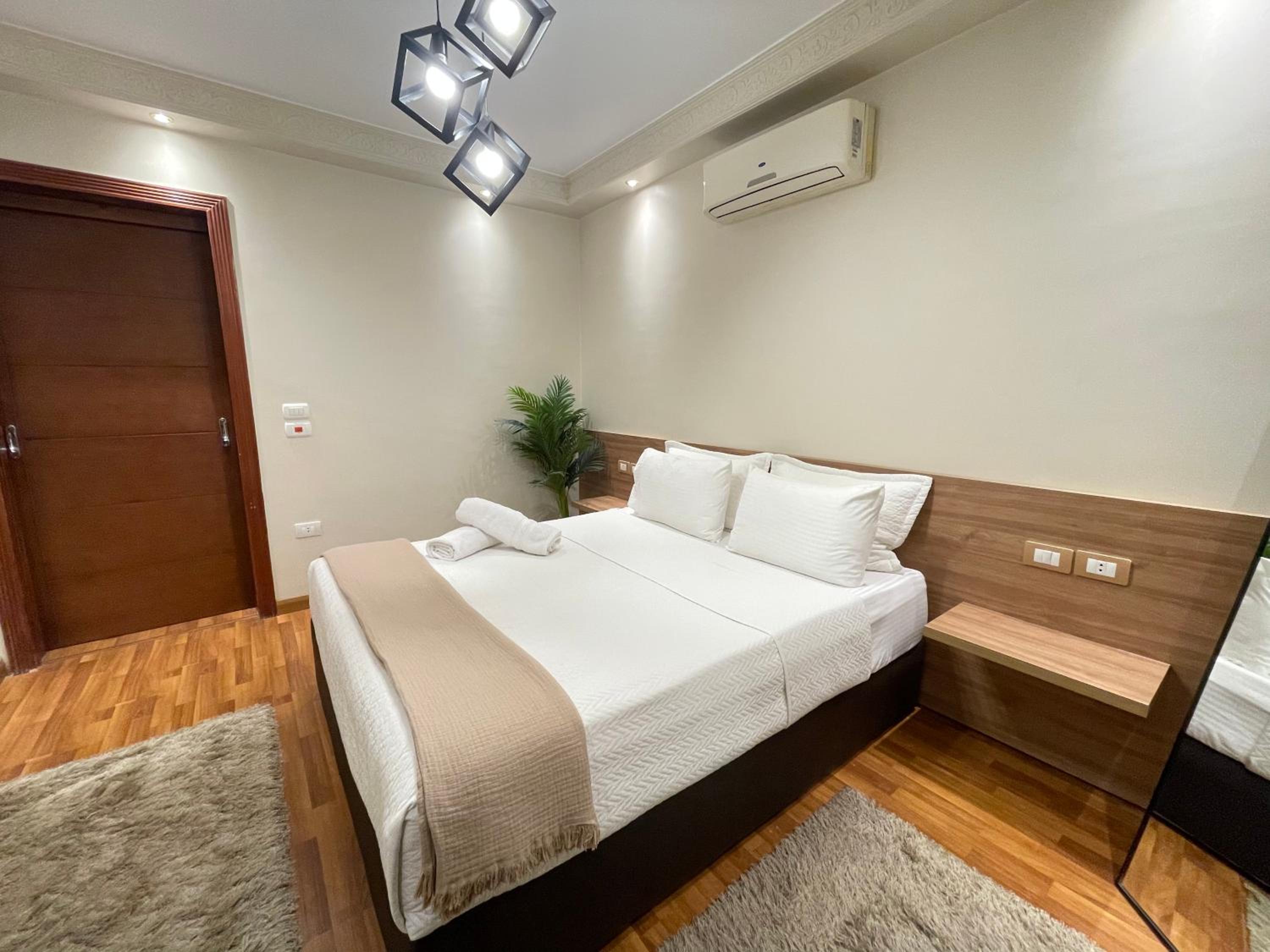 Mokattem private Condo