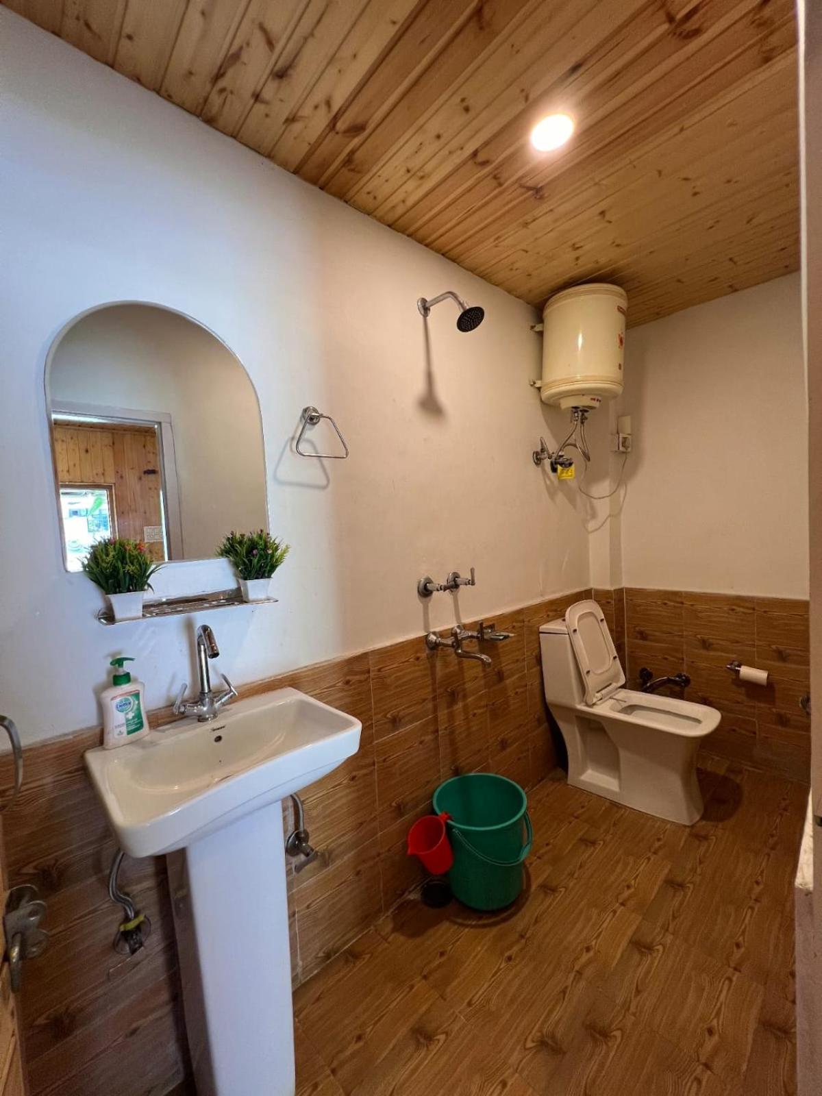 Photo 13