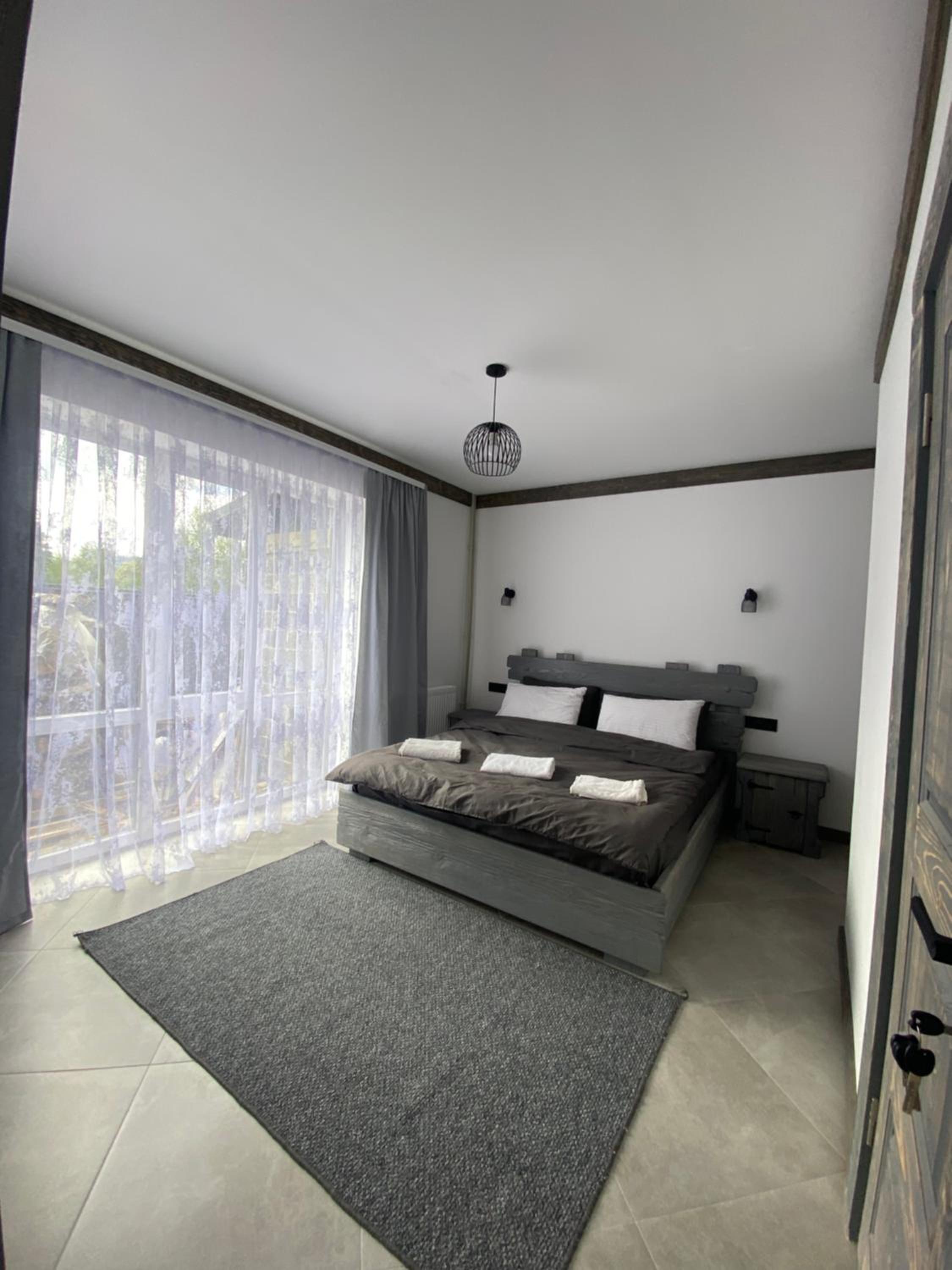 Photo 51