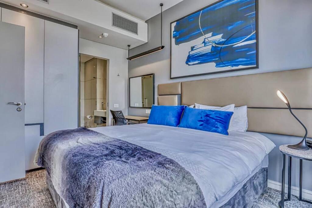 Hotel unit in Sandton