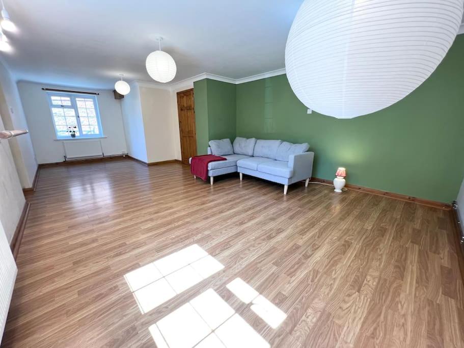 Hog Plum 2 Bed,Ground Floor, Centre Child Okeford view 2