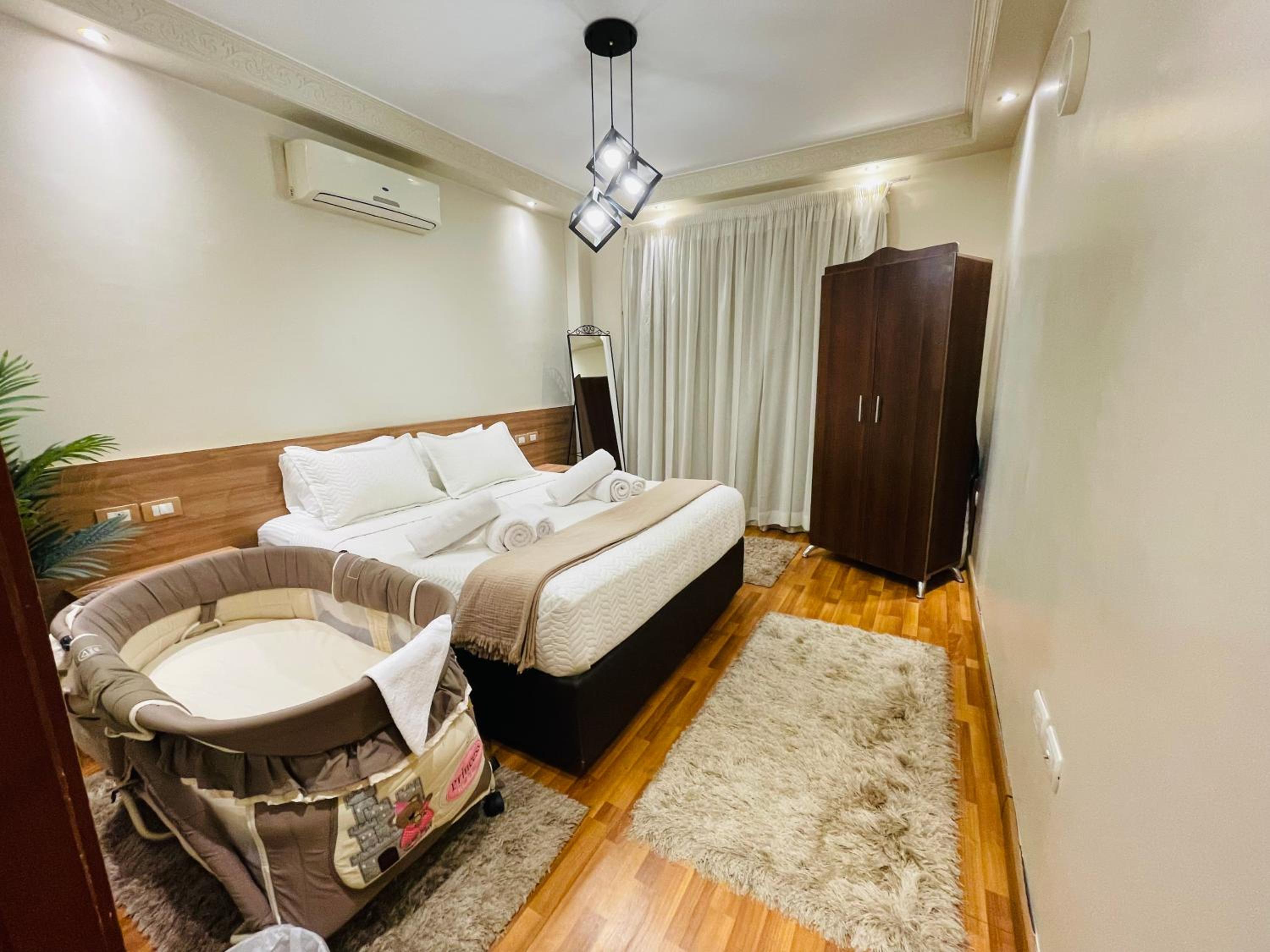 Mokattem private Condo