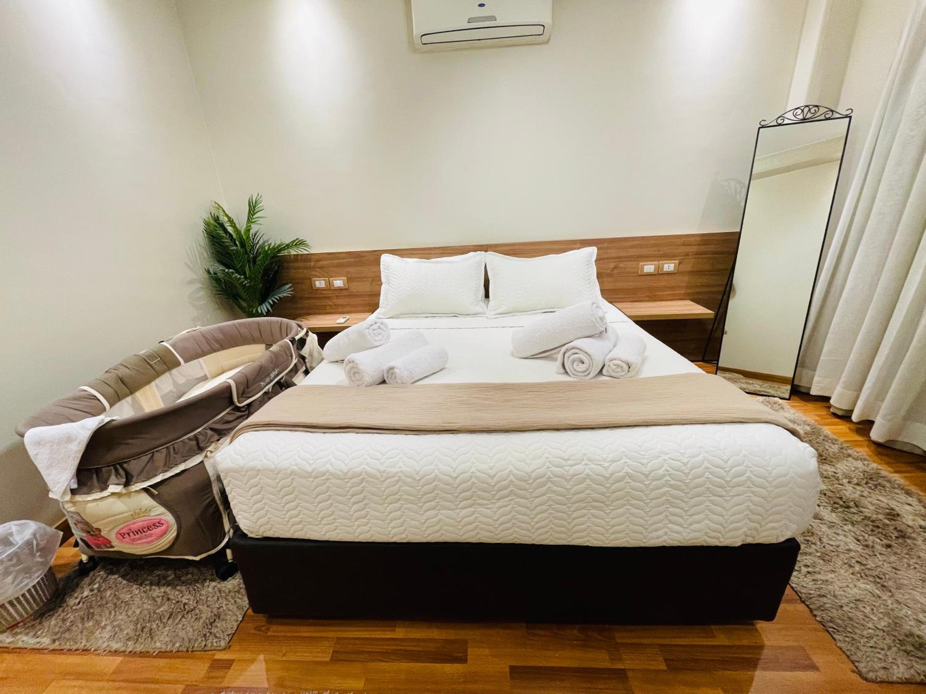 Mokattem private Condo