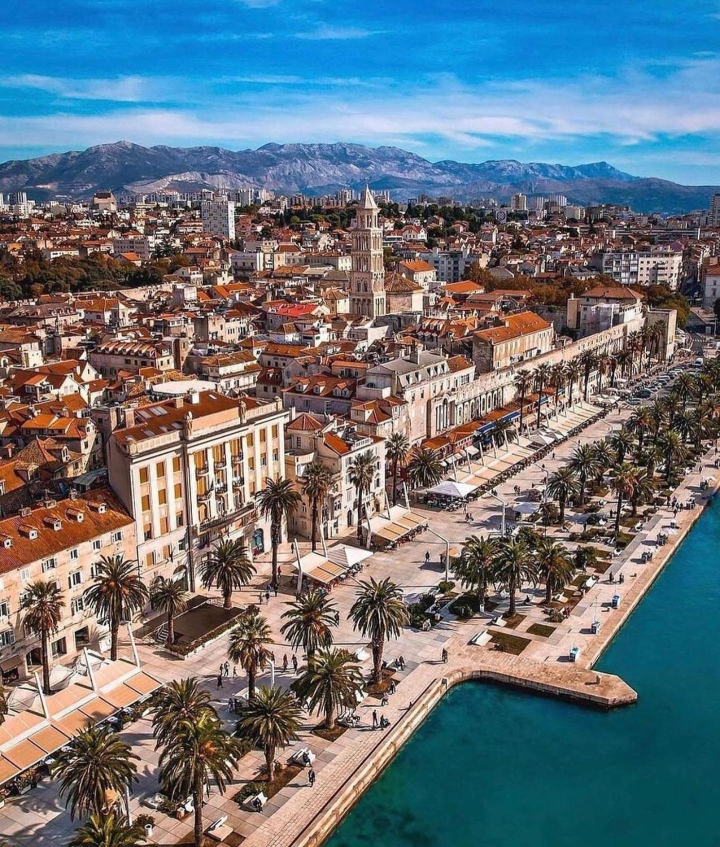 Old Town Cozy Apartment in Split Walk to Diocletians Palace and Beaches