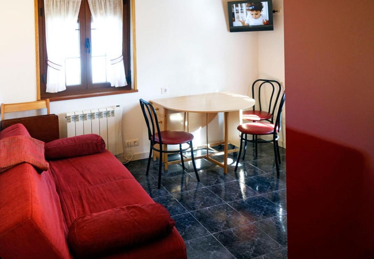 Amplia casa con BBQ, Jardin y terraza view 4