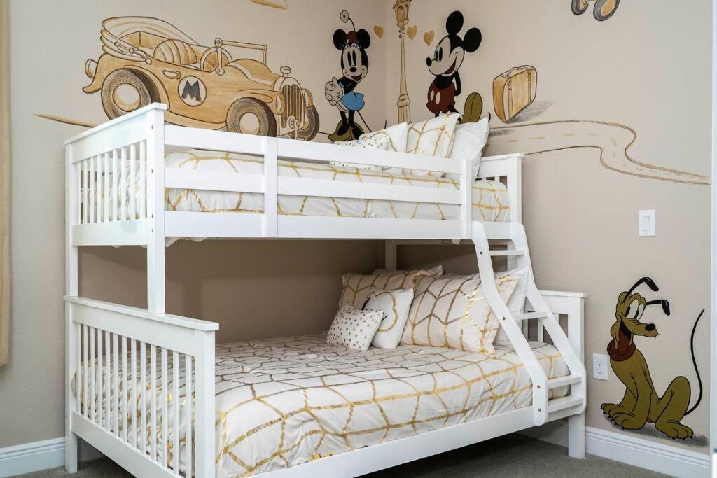 Luxury Disney Vacation Home ith private pool spa
