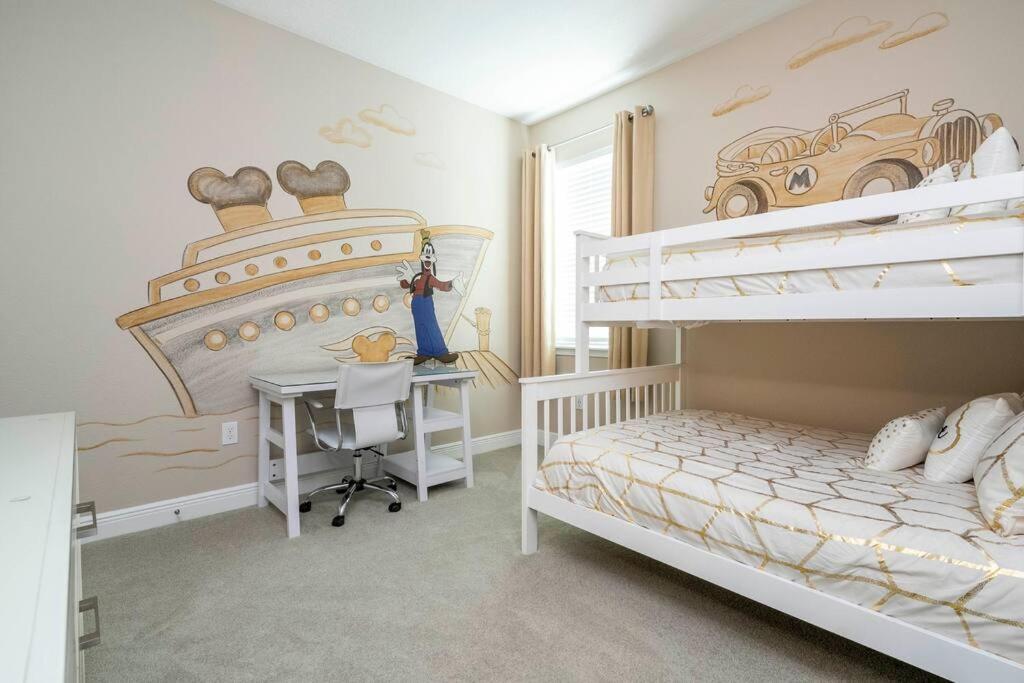 Luxury Disney Vacation Home ith private pool spa
