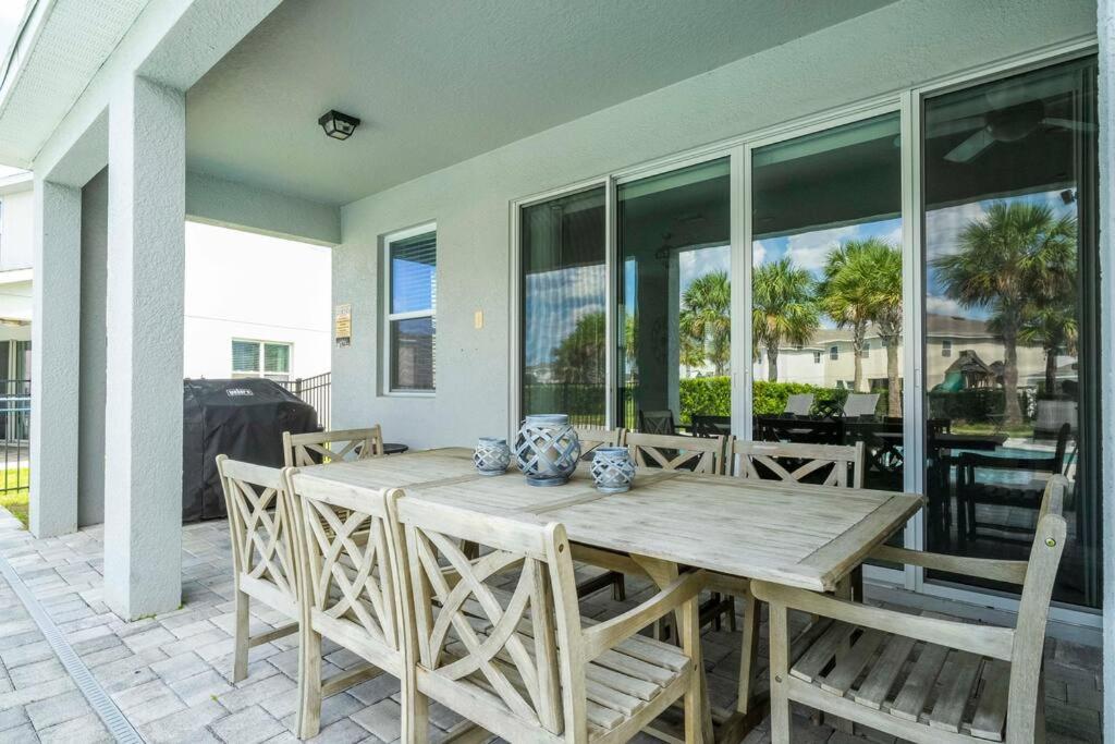 Luxury Disney Vacation Home ith private pool spa