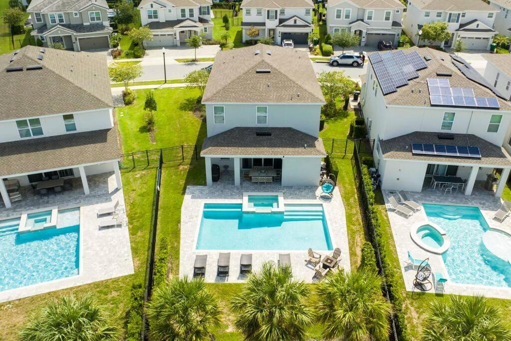 Luxury Disney Vacation Home ith private pool spa