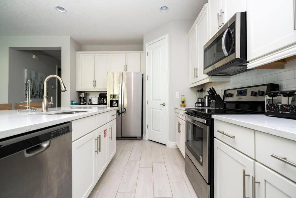Luxury Disney Vacation Home ith private pool spa