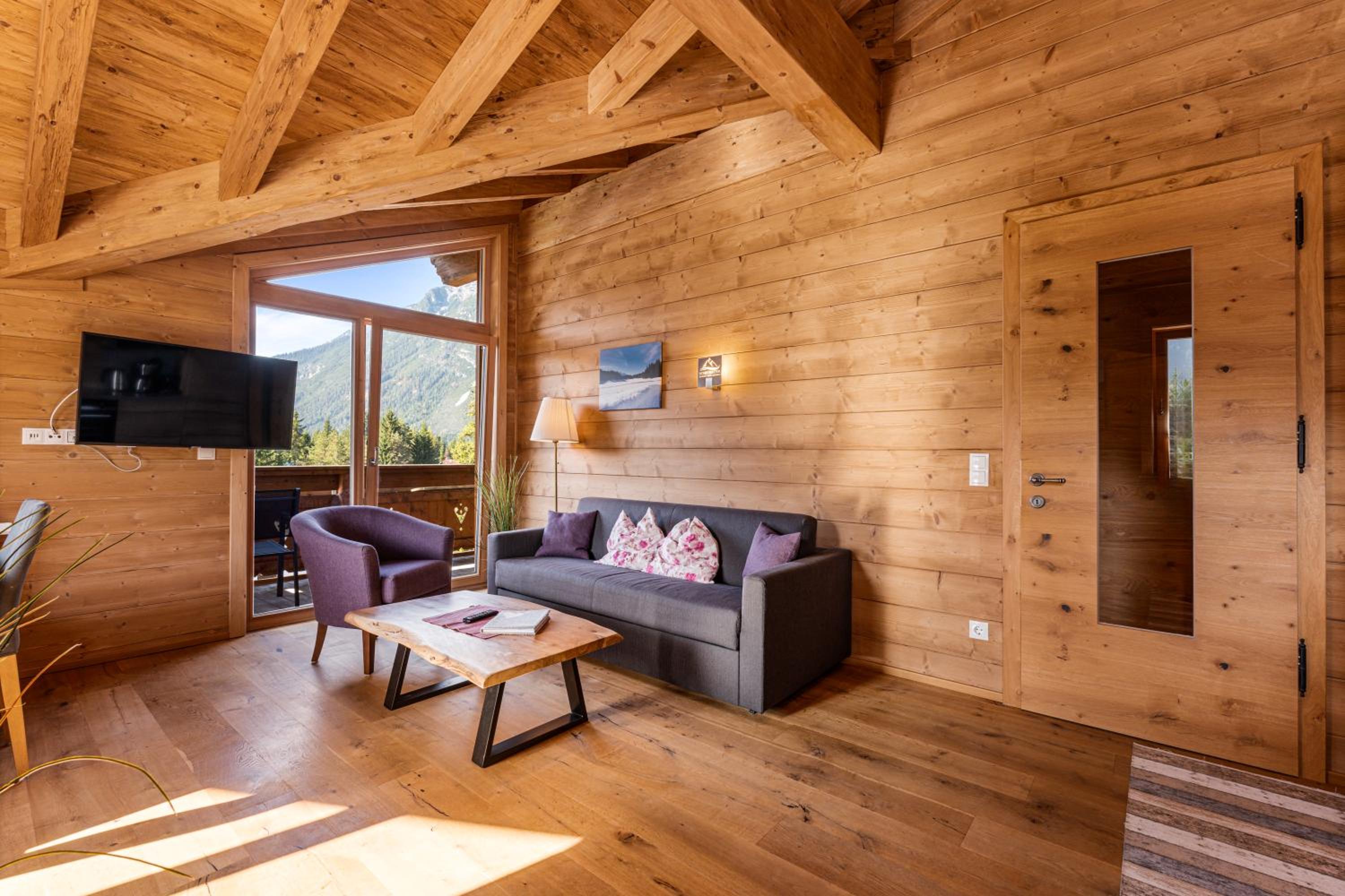Schickster Mountain Lodge