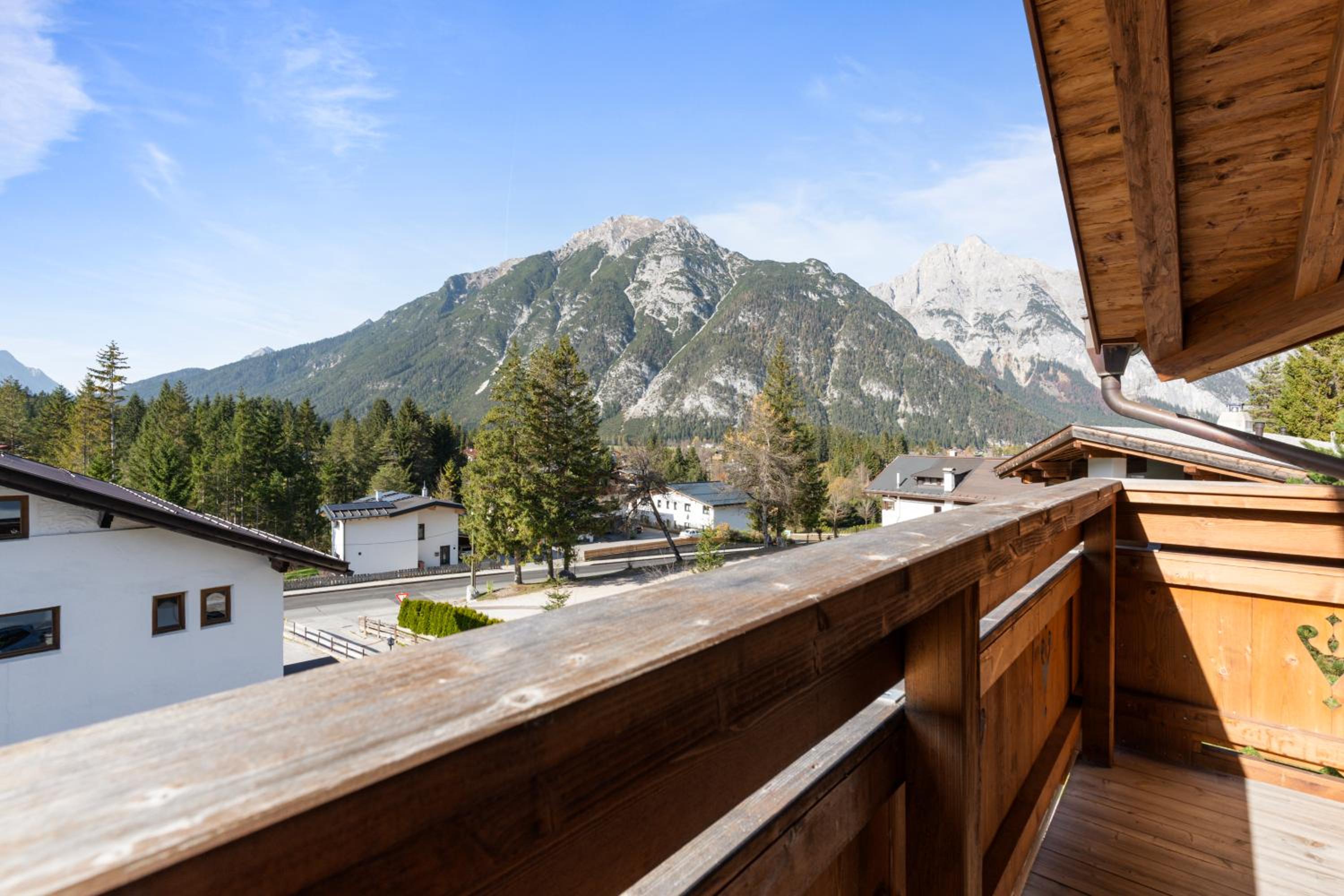 Schickster Mountain Lodge