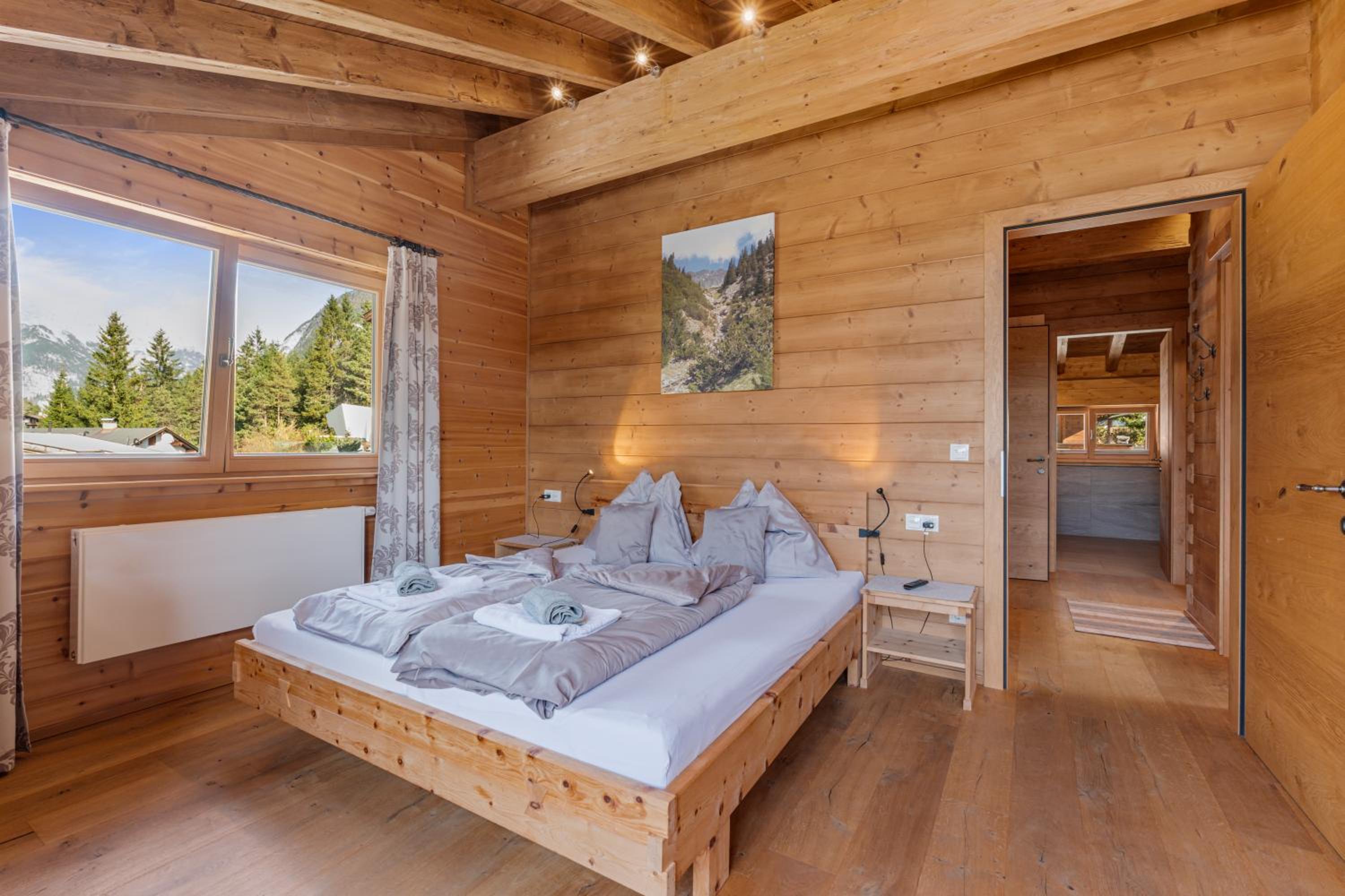 Schickster Mountain Lodge
