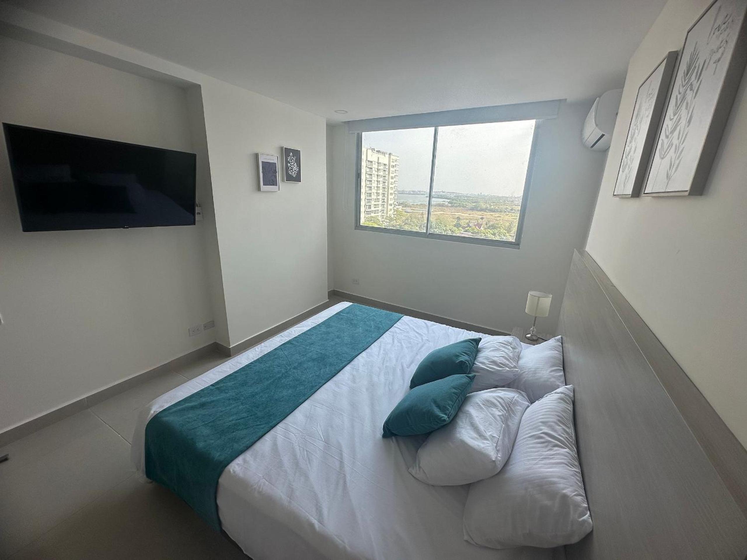 Modernos Apartamentos a Pocos Pasos de Playa Azul y del Centro de Convenciones de Las Américas