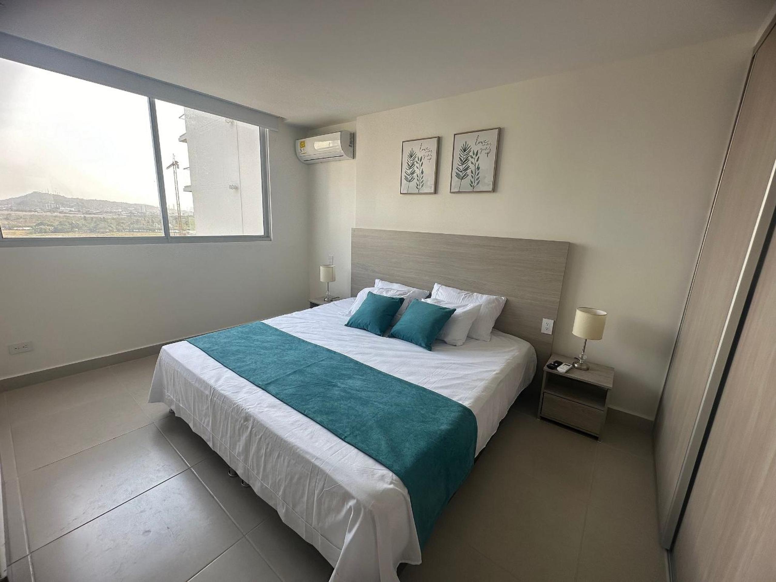 Modernos Apartamentos a Pocos Pasos de Playa Azul y del Centro de Convenciones de Las Américas