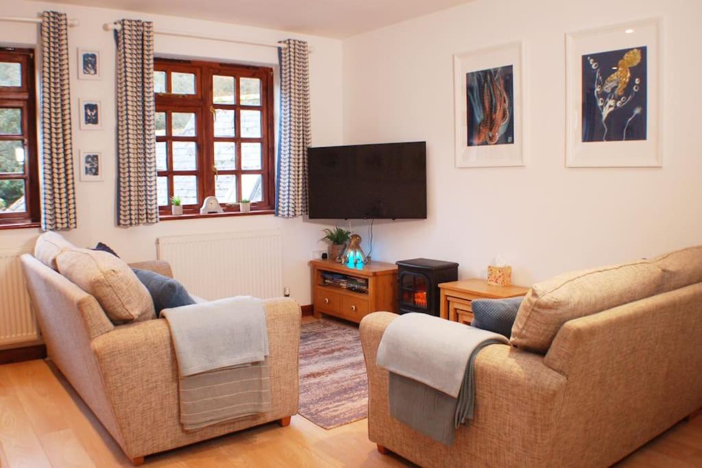 Daisy Cottage near Broadsands beach view 4