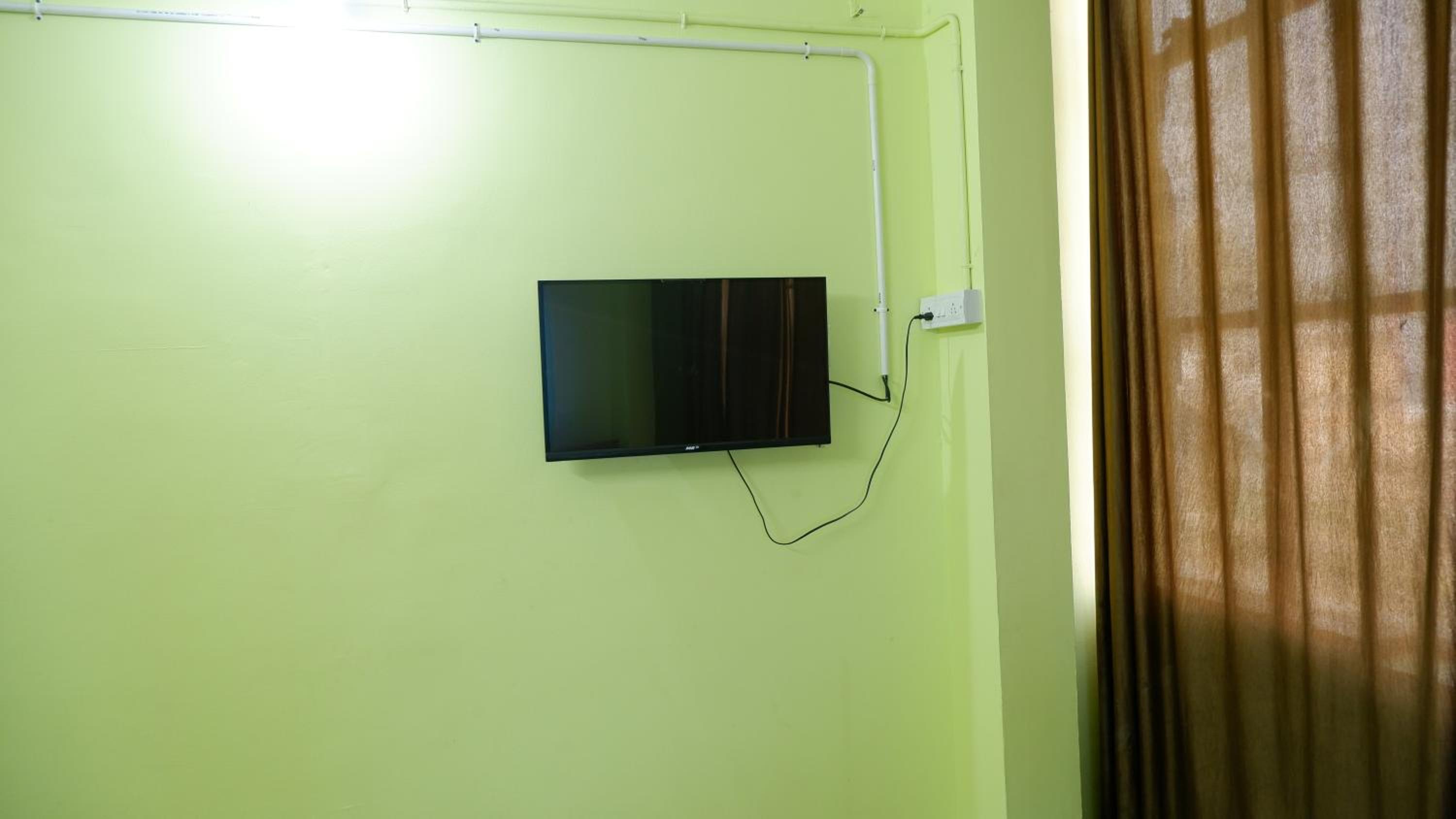 Easy Stay Eranhipalam
