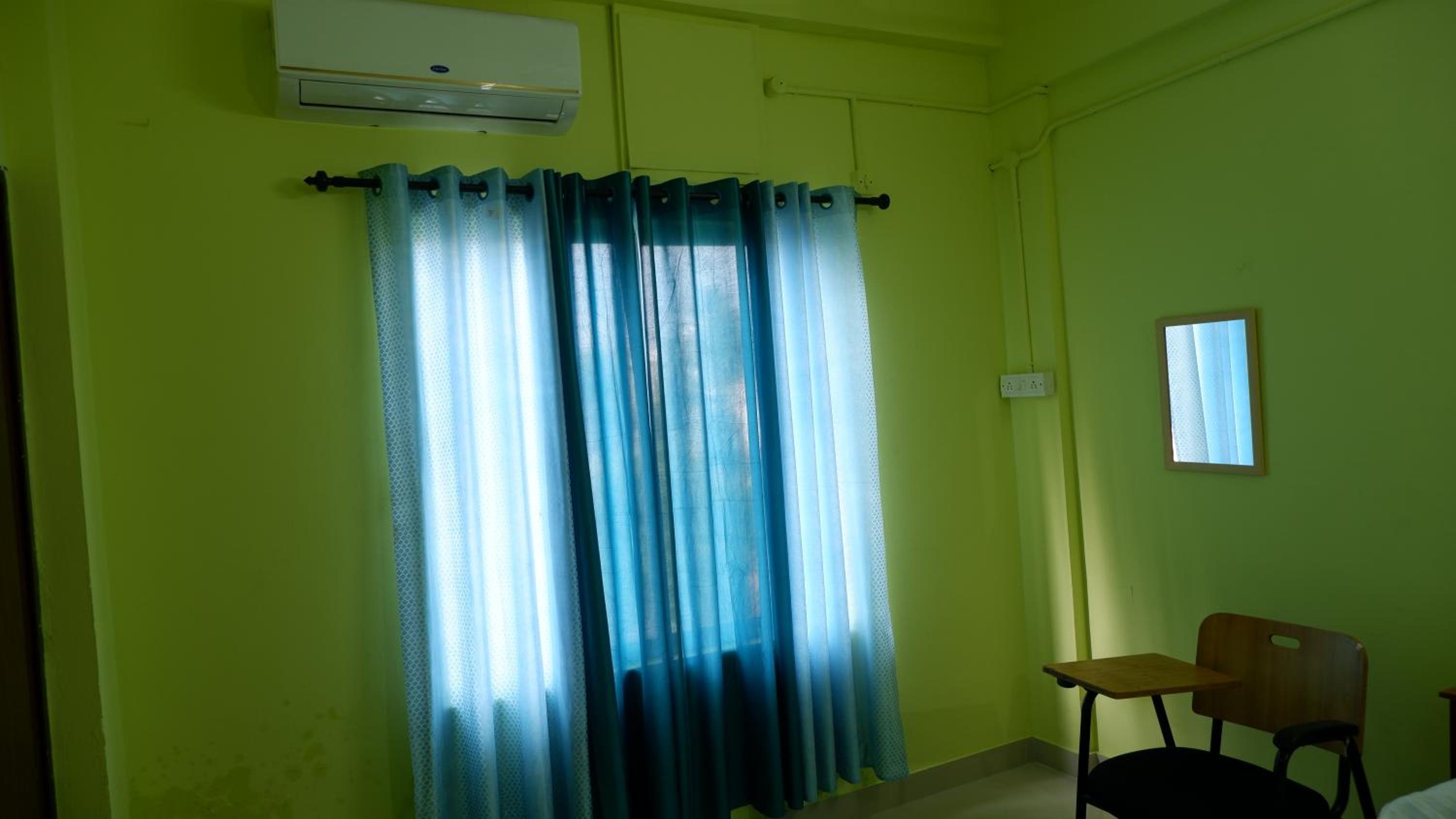 Easy Stay Eranhipalam