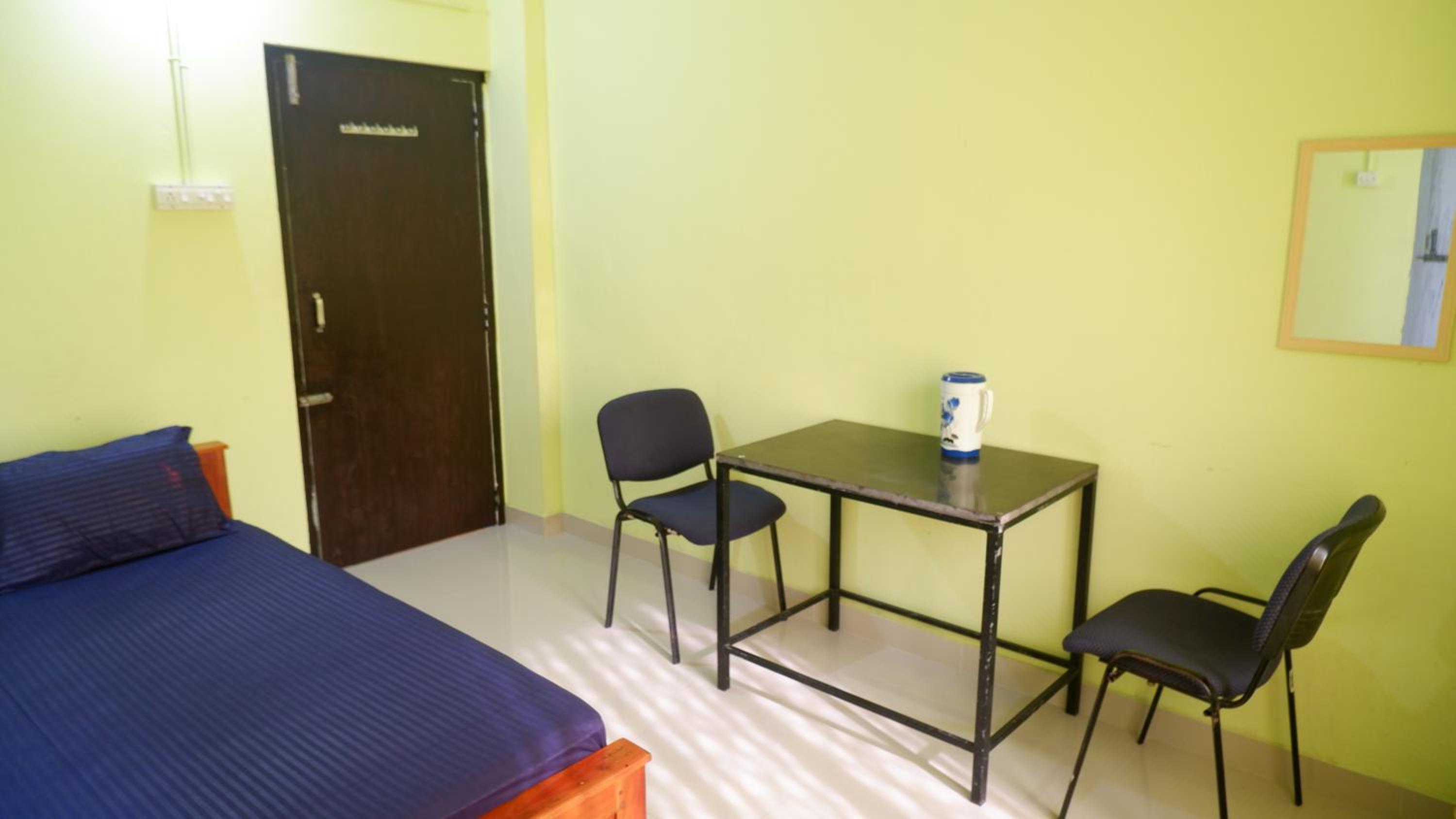 Easy Stay Eranhipalam