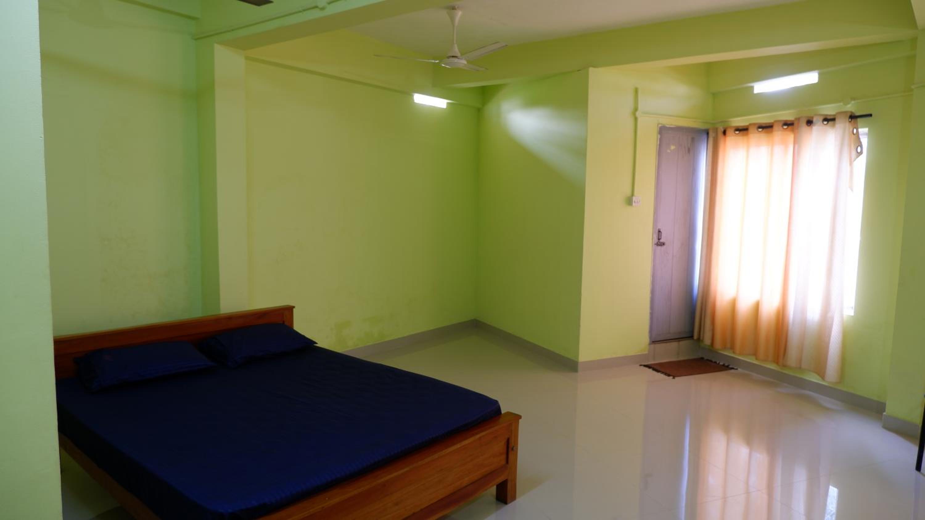 Easy Stay Eranhipalam
