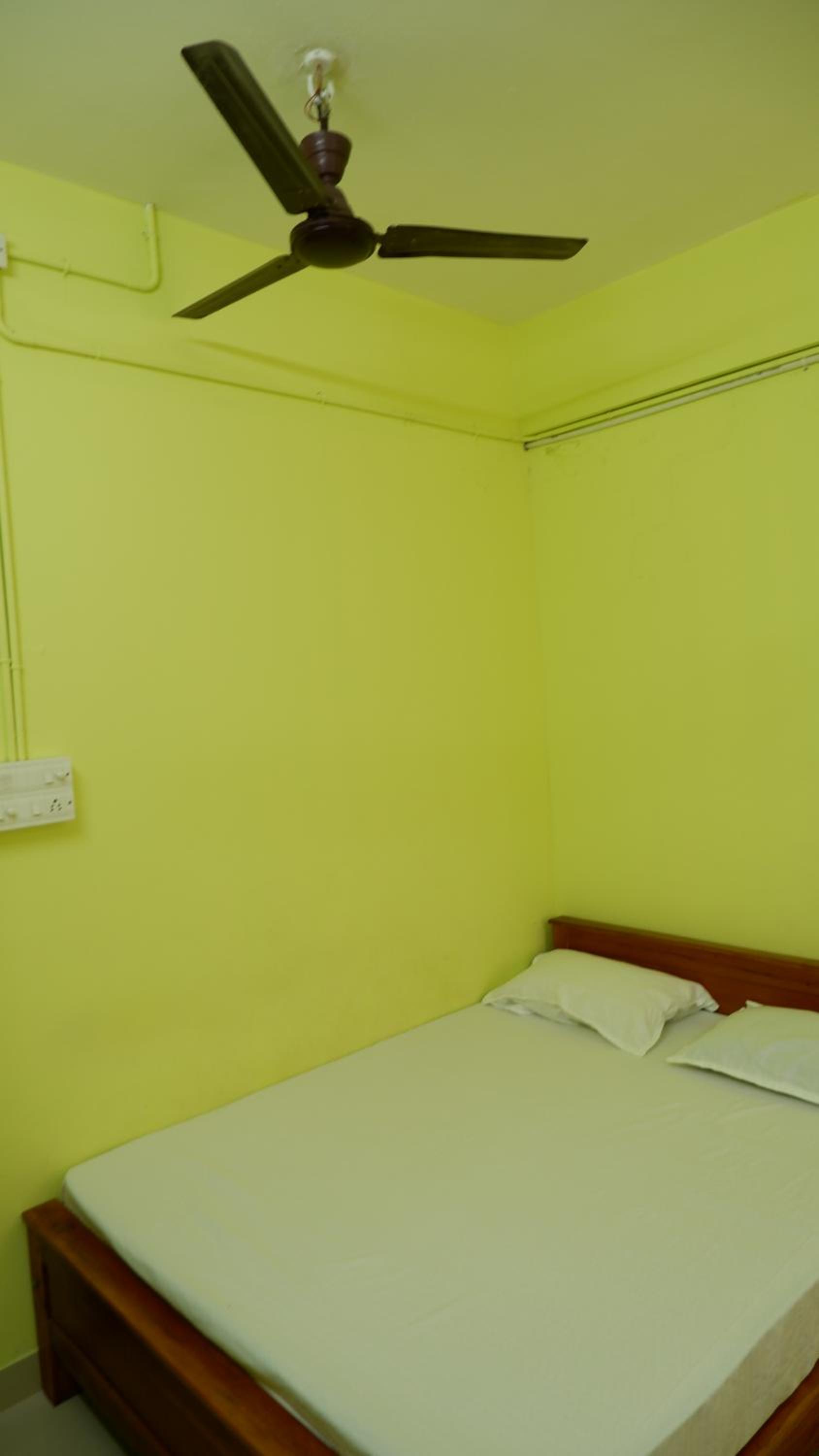 Easy Stay Eranhipalam