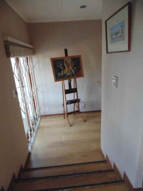 Photo 33