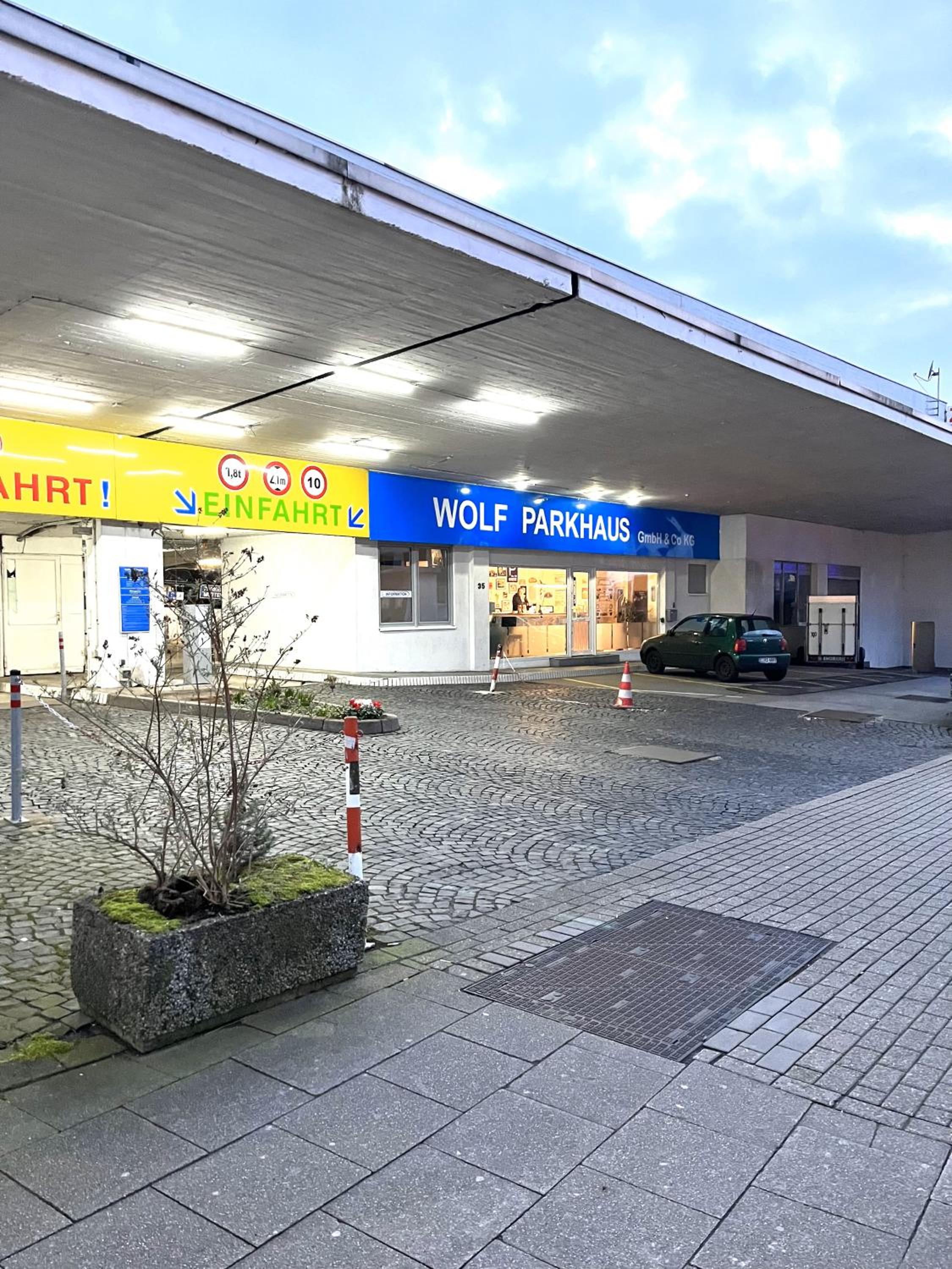RtR Essen - Für bis zu 8 Personen - Voll ausgestattet - Zentral Limbecker Platz - Messe - Uniklinikum - Smart TV - Modern