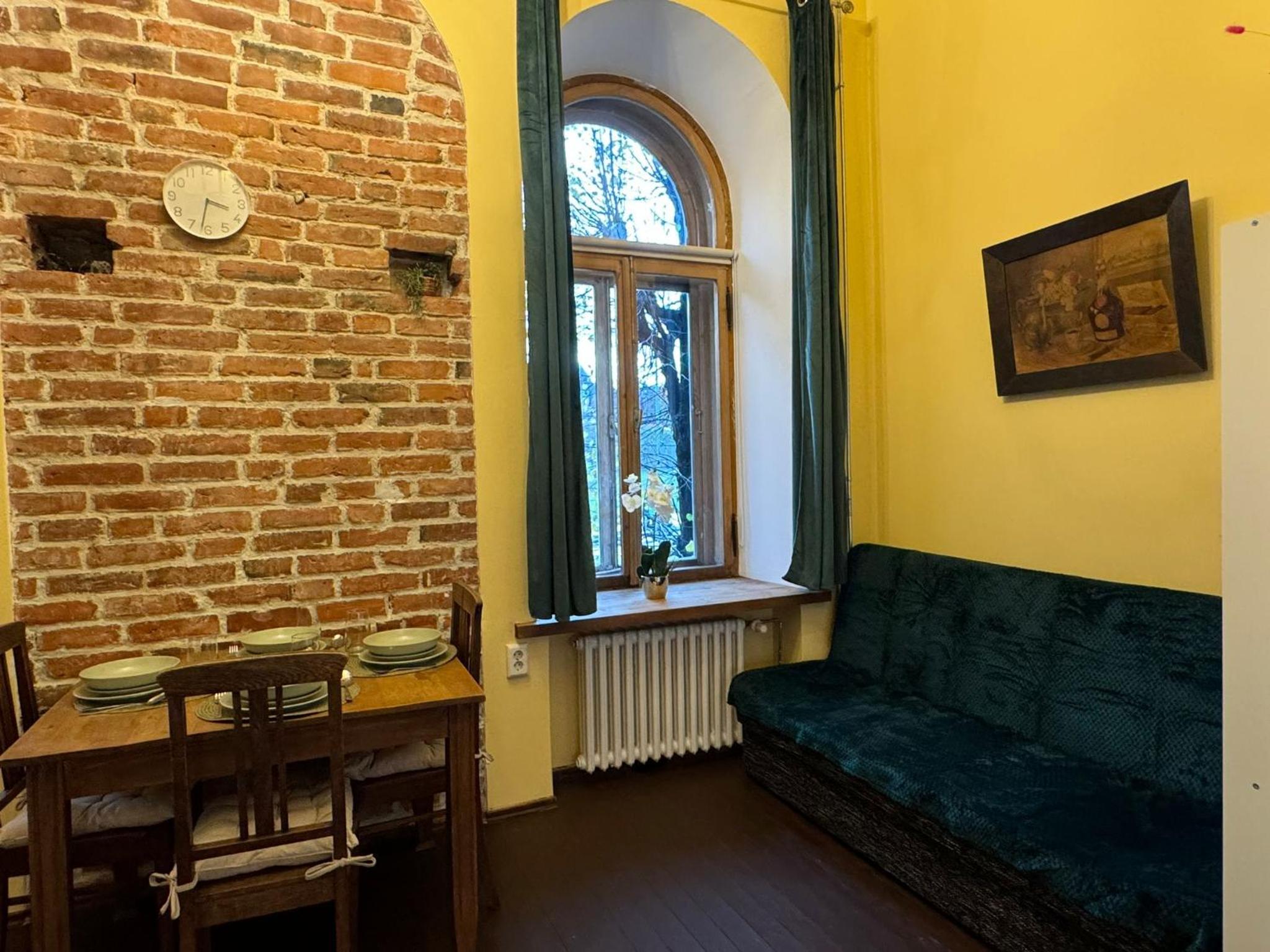 Luxury Suites Mere by Rikas Hotels