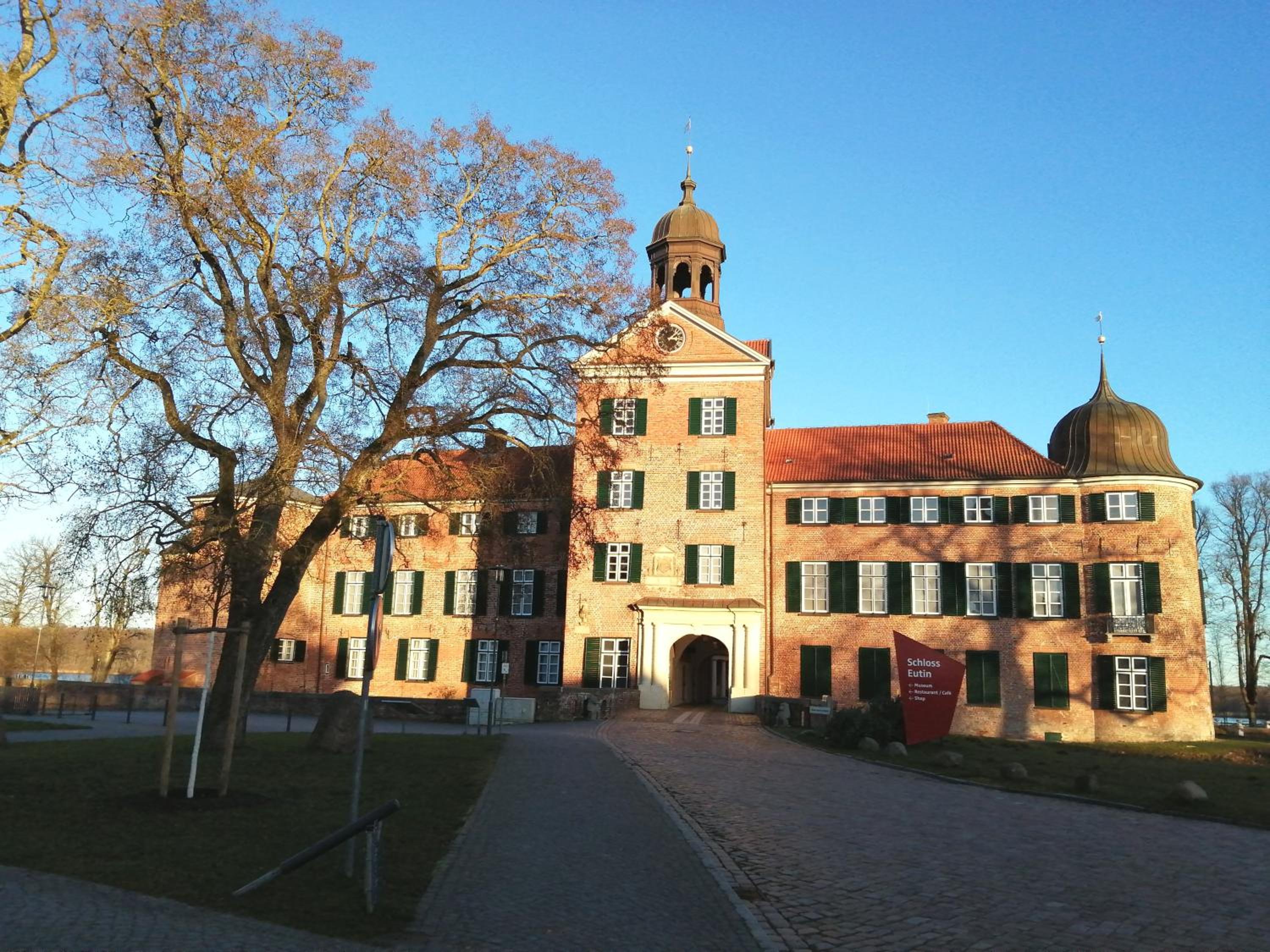 Großes Ferienhaus mit 4 Schlafzimmern