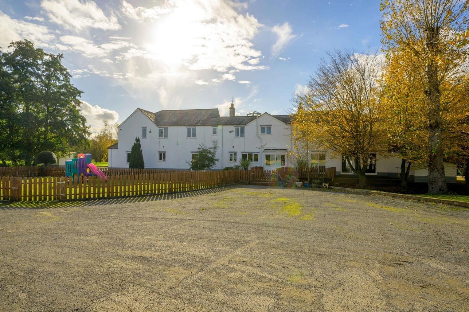 Rural 5BD Countryside SPA House near Stamford