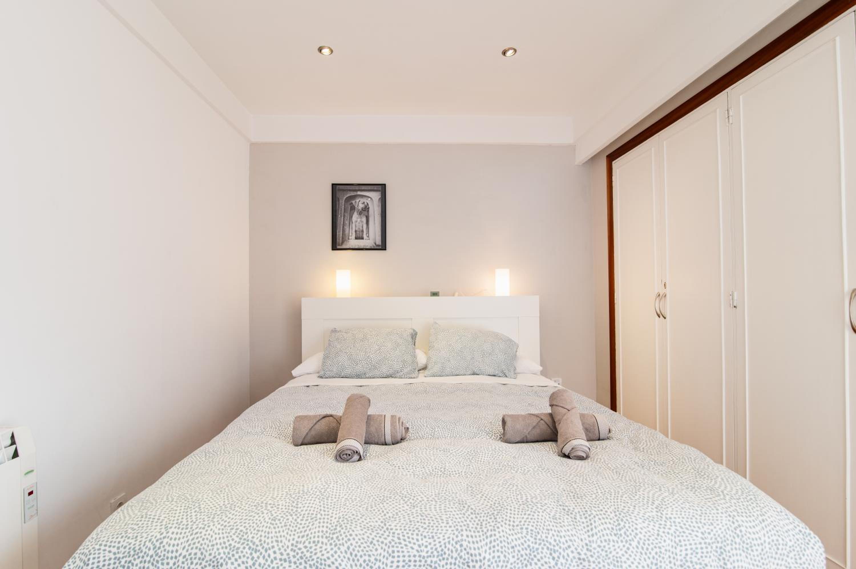 Apartment Amara AMONAREN ETXEA Free WiFi, ROOMS, rent parking