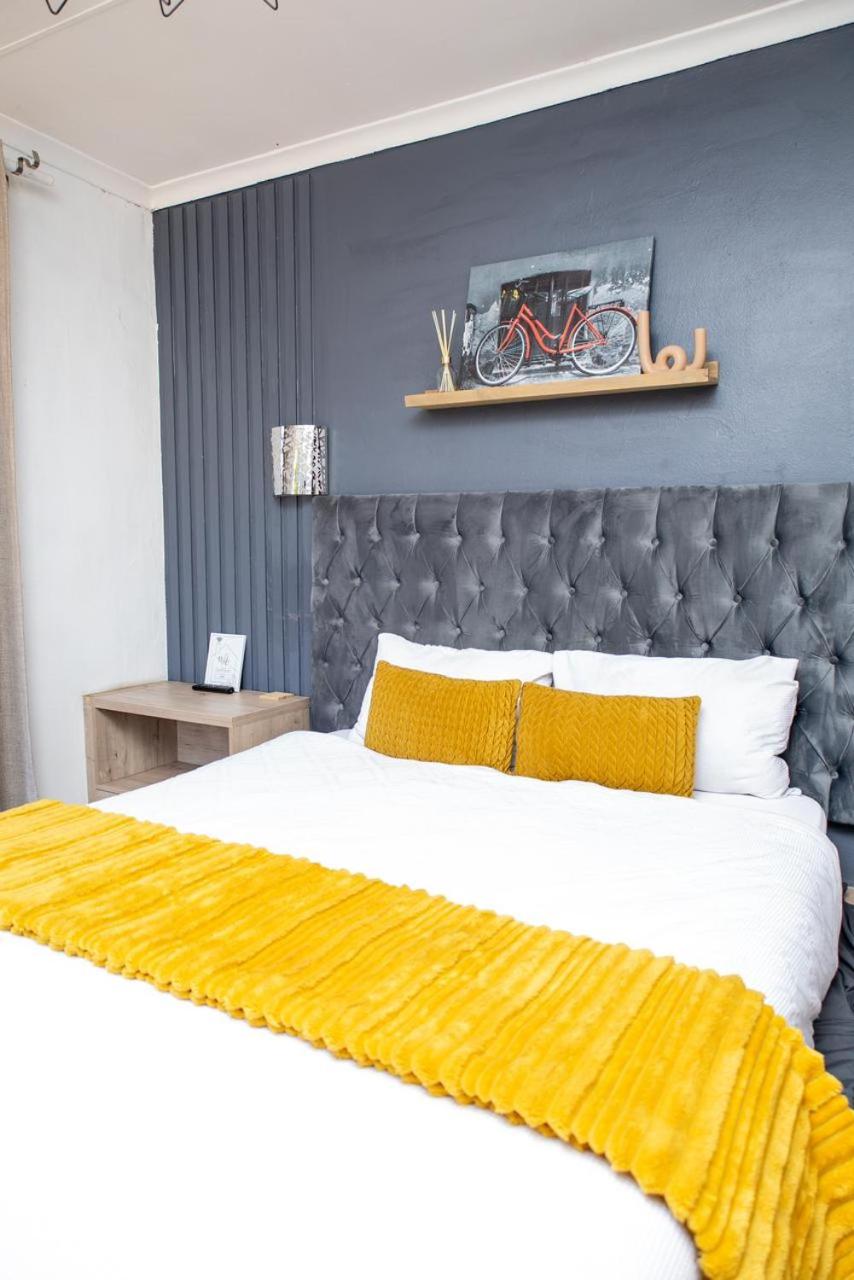 Thabelo Airport Lodge
