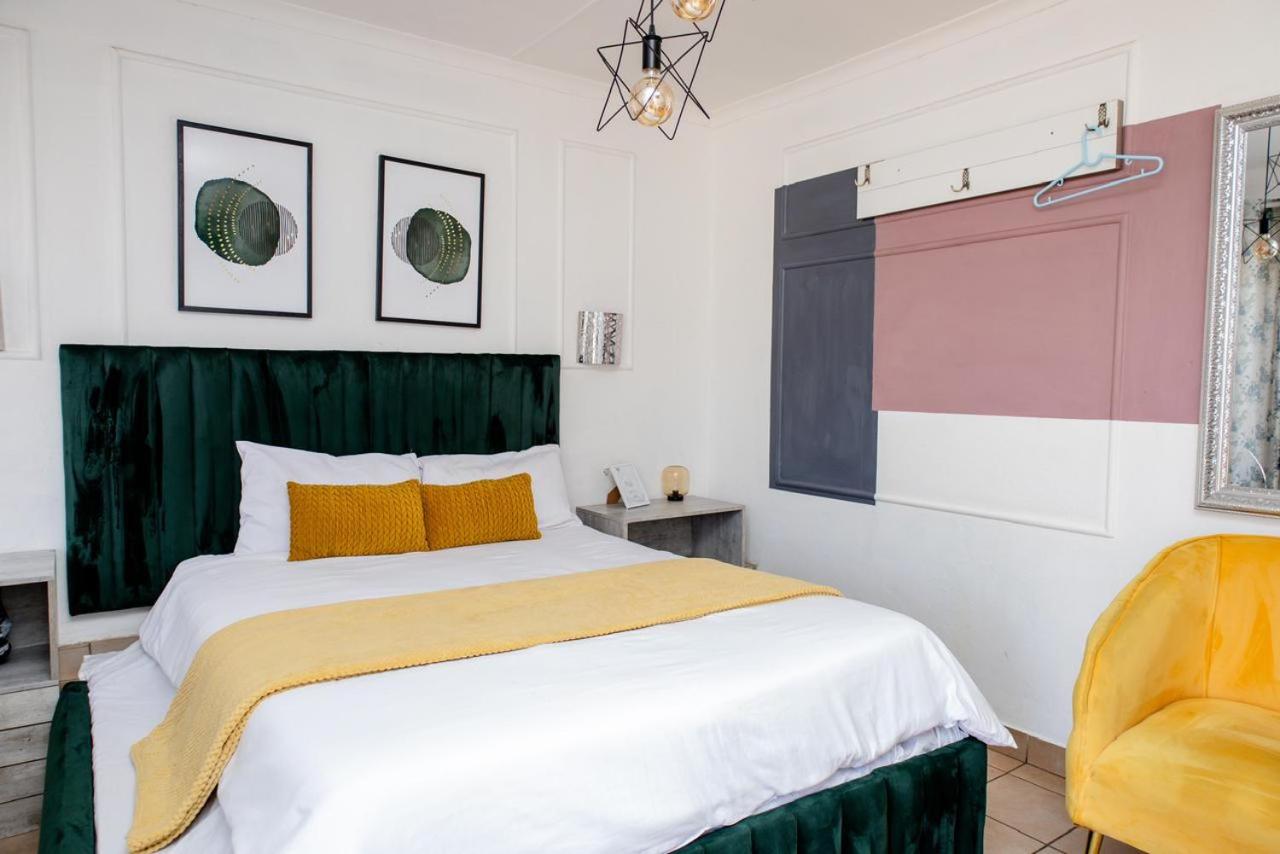Thabelo Airport Lodge
