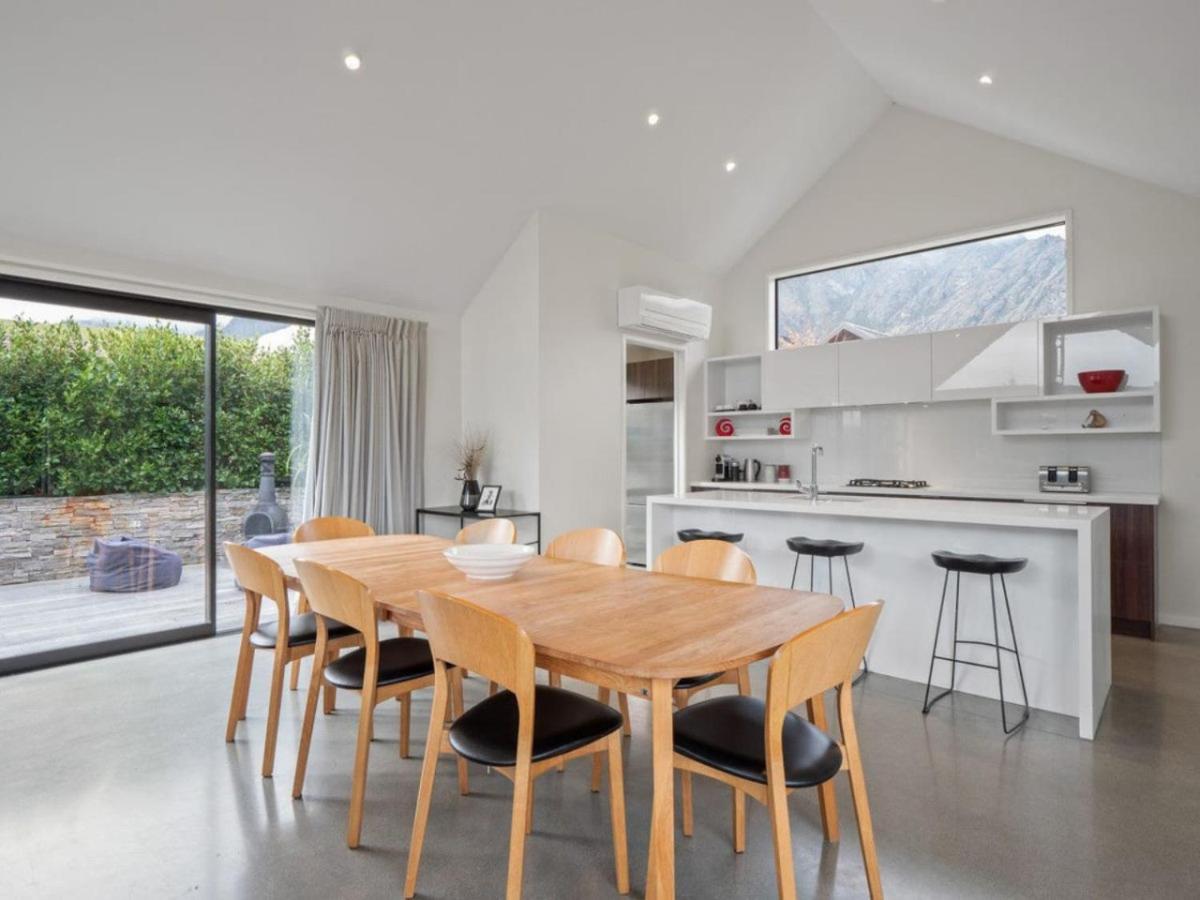 Alpine Luxury in Jacks Point view 5