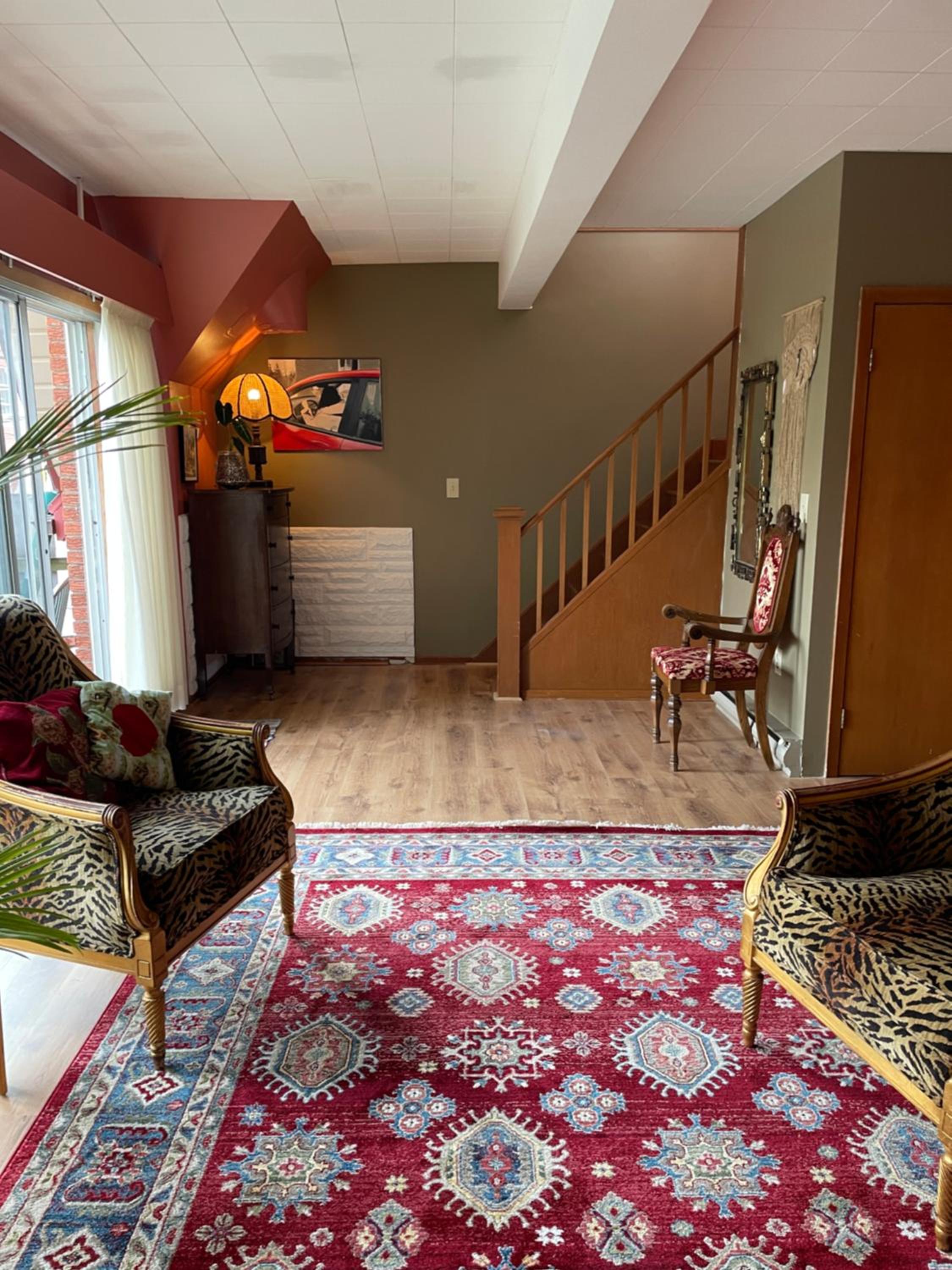 Big apartment by the Farmers market