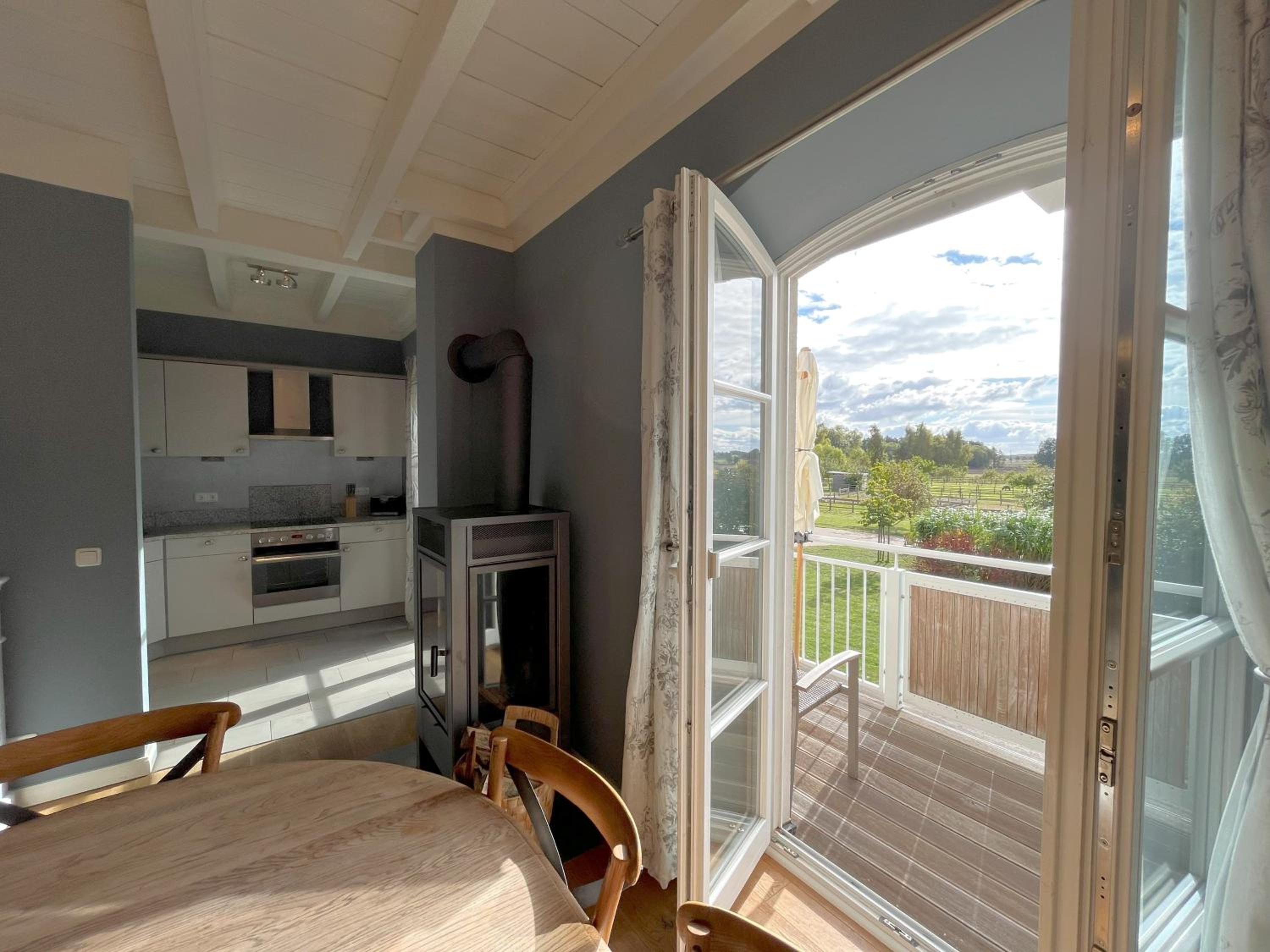 Lerchenhof Reestow - Ruhige Premium Apartments & Sauna