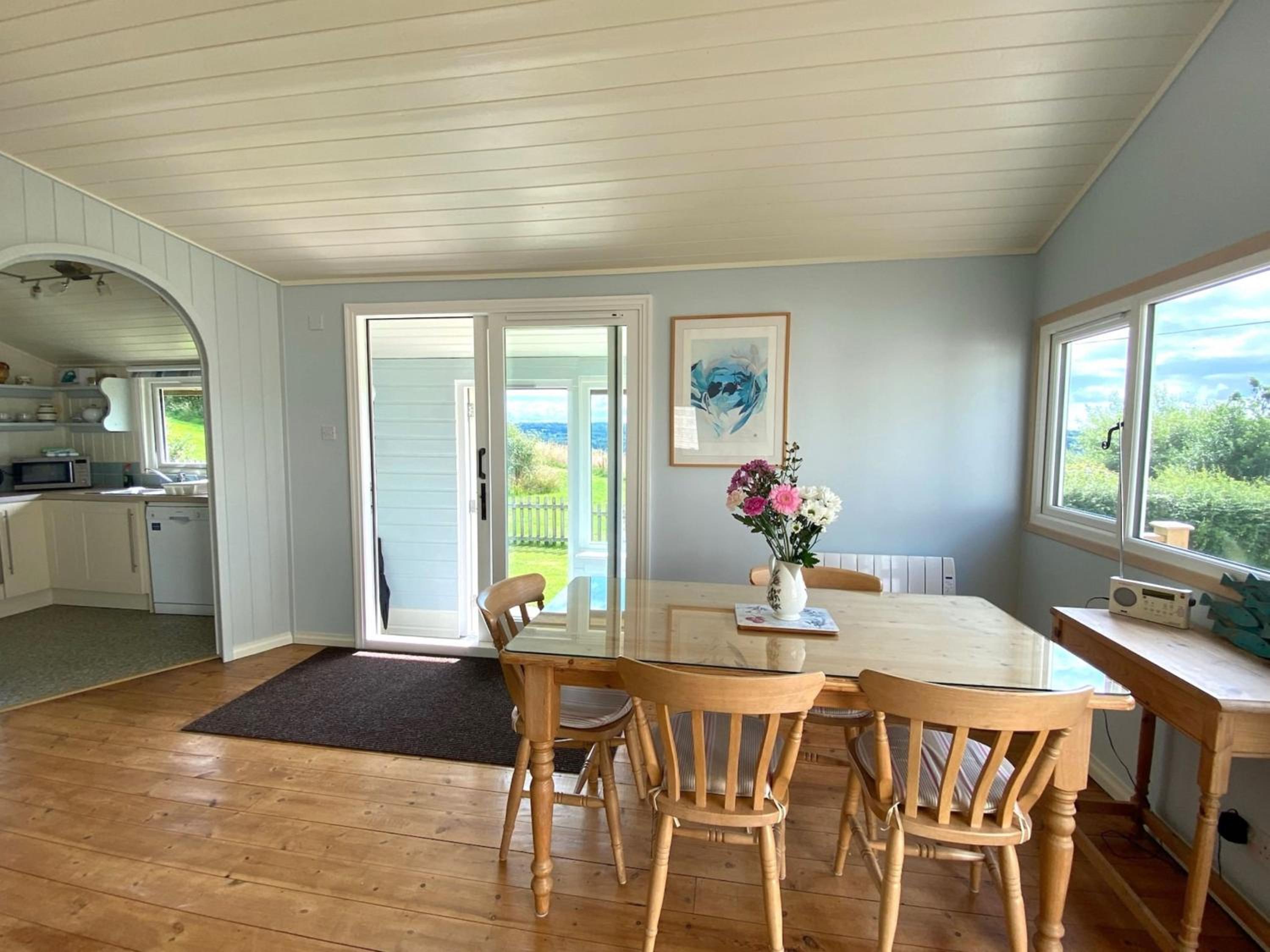 Hillside Lodge